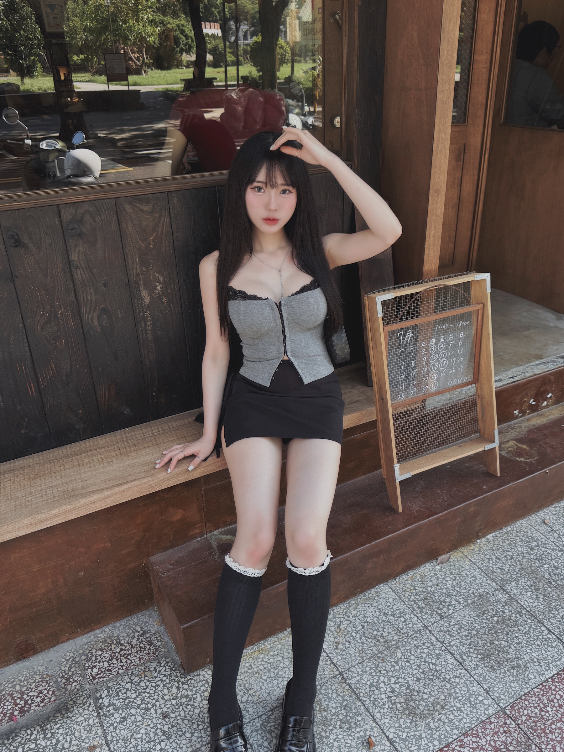 9165DC09-7C0B-423C-9FCF-C989D99DD21B