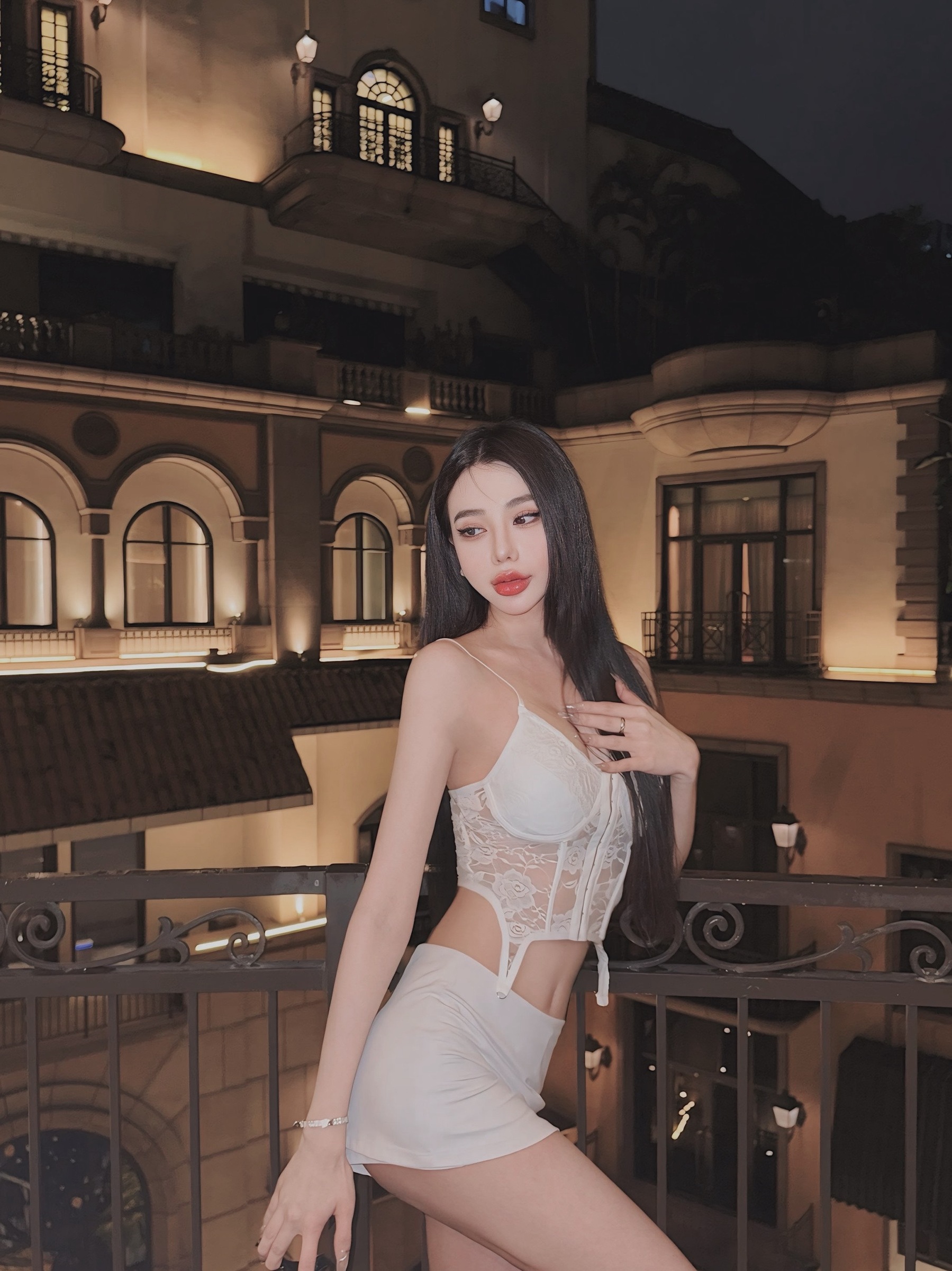 1B6A37B2-DD5A-4691-8A0B-57D0182A063A