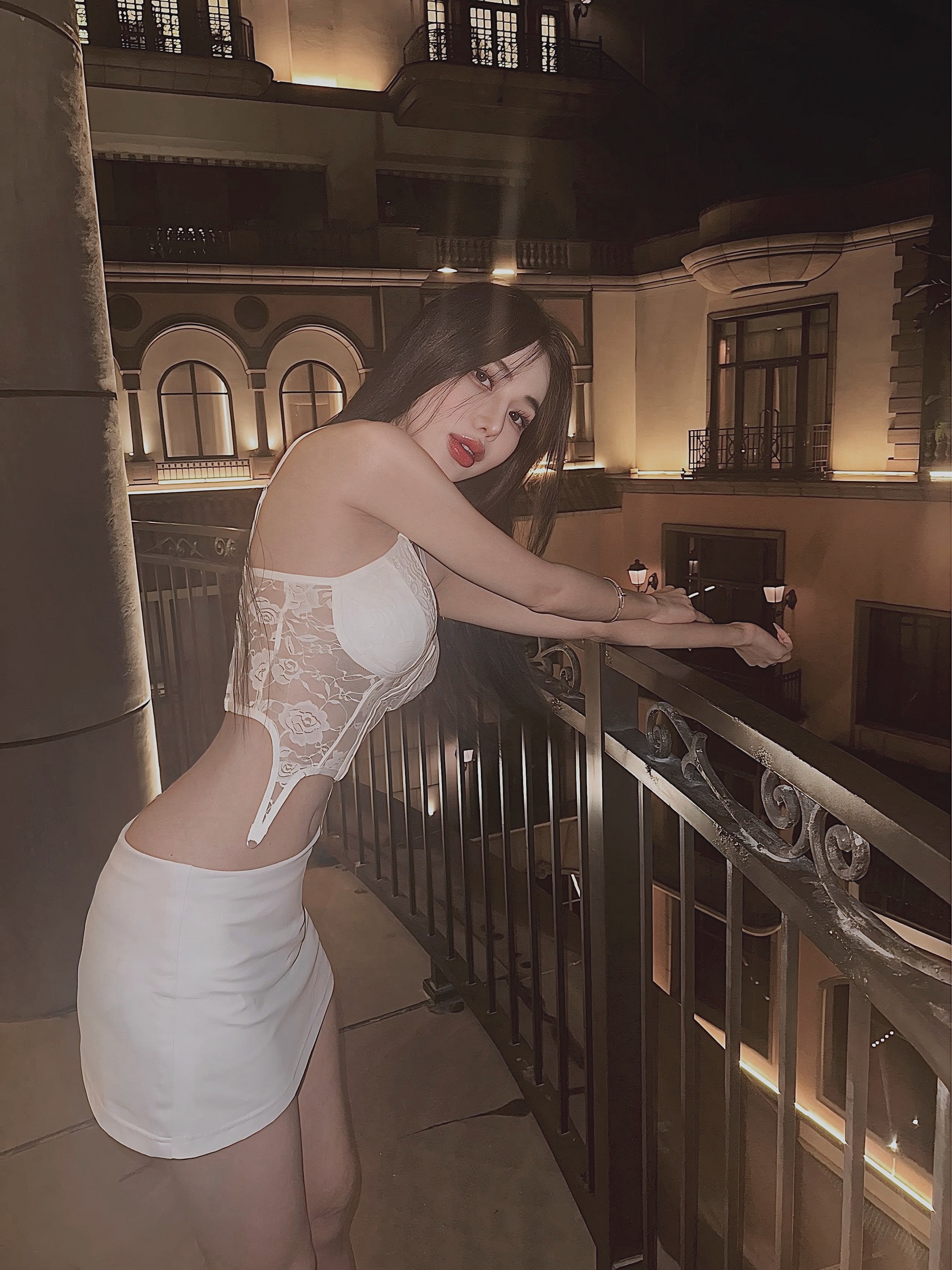 F8412F0B-E65B-483A-9EBA-D8525E8E3E2C