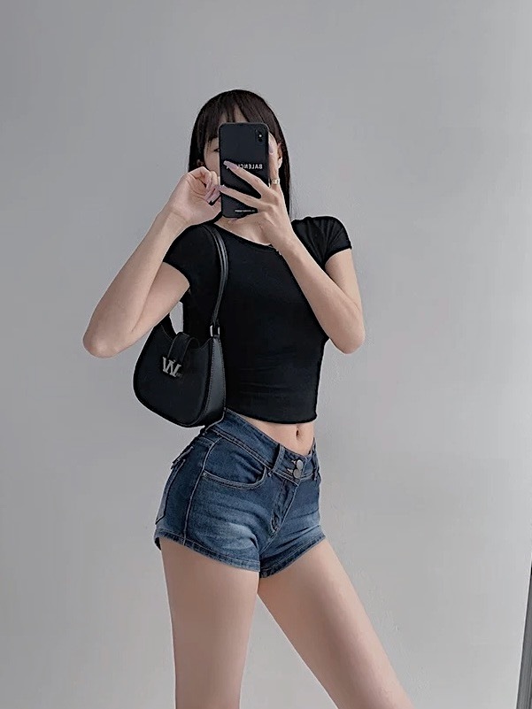 49741274-A60F-4976-A9A0-33745C217A51