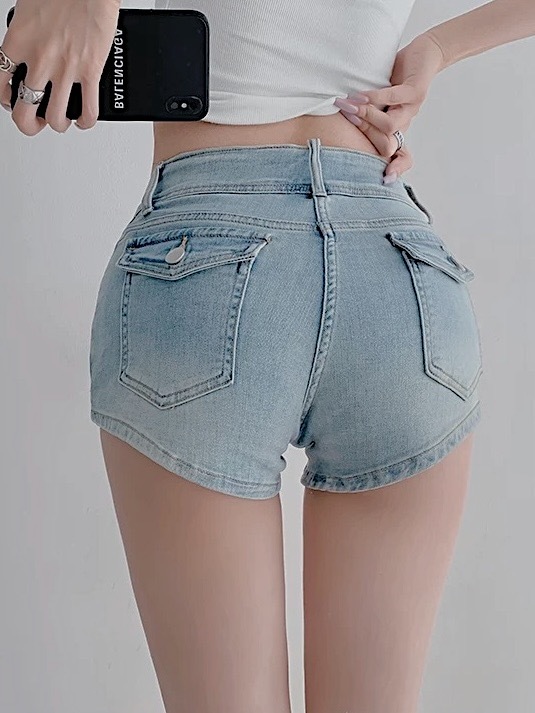 1CD9A3EC-2C87-4F06-889E-A1C8DD07EA13