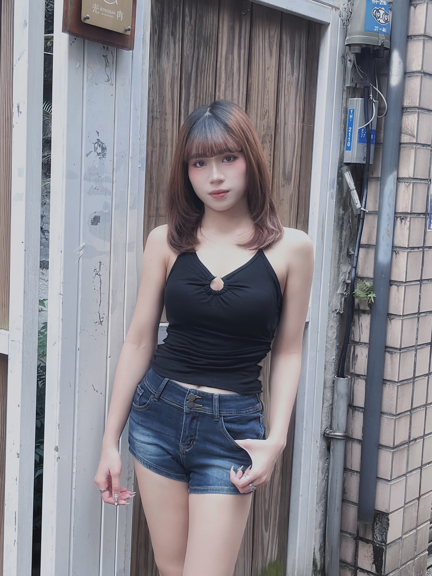 1E625E38-3161-4200-ADBE-79C502CD85A8