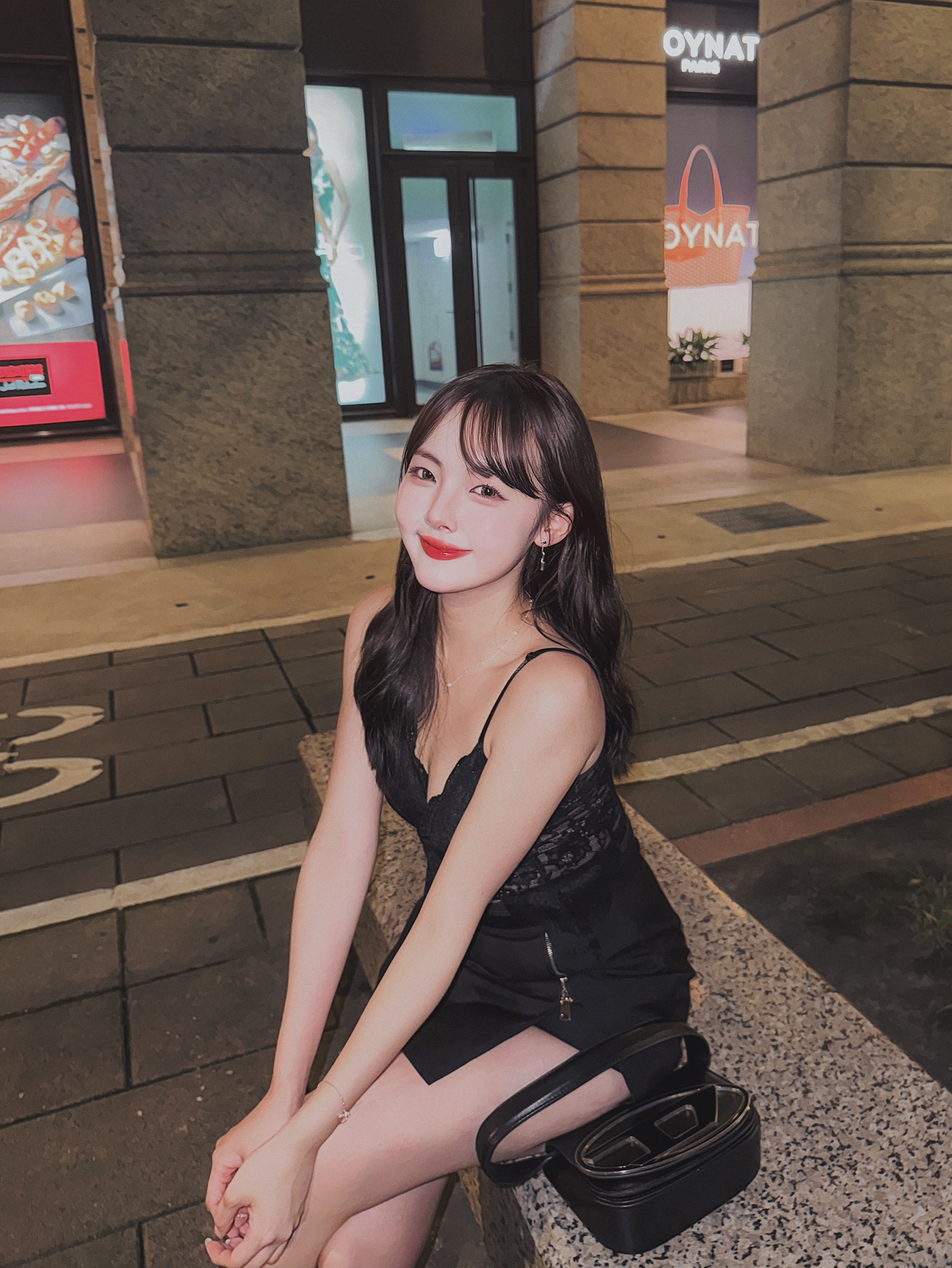 B828BF47-D34A-45F3-8901-299A3D574595