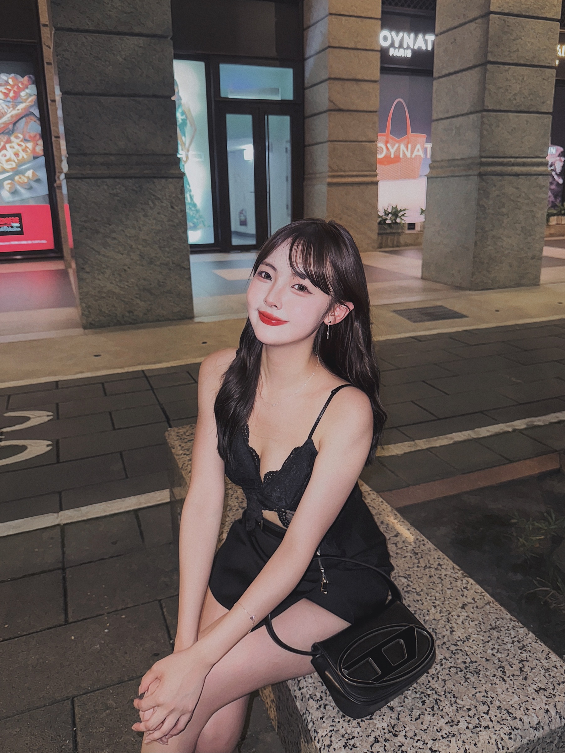 8A04F92A-12D1-4016-8EF9-5E8256A92B72