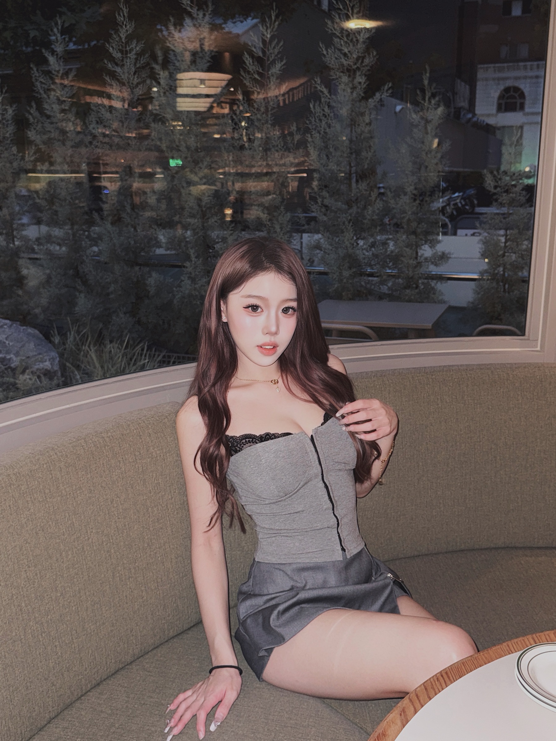 581A4C06-977F-4931-8556-D102154A8E2A