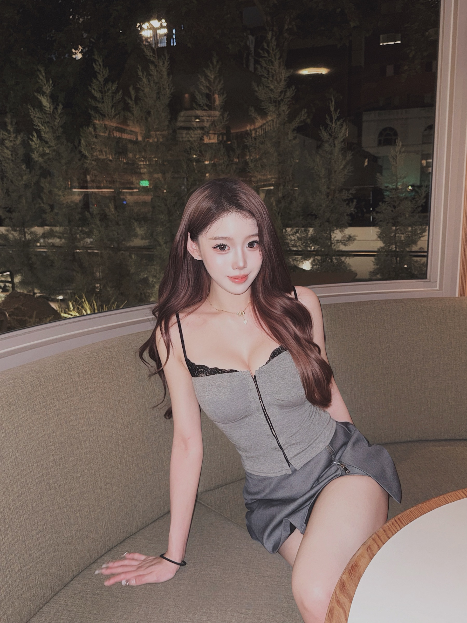 A99C8250-830E-4E4D-BD4F-B6FBDE7D9C8E