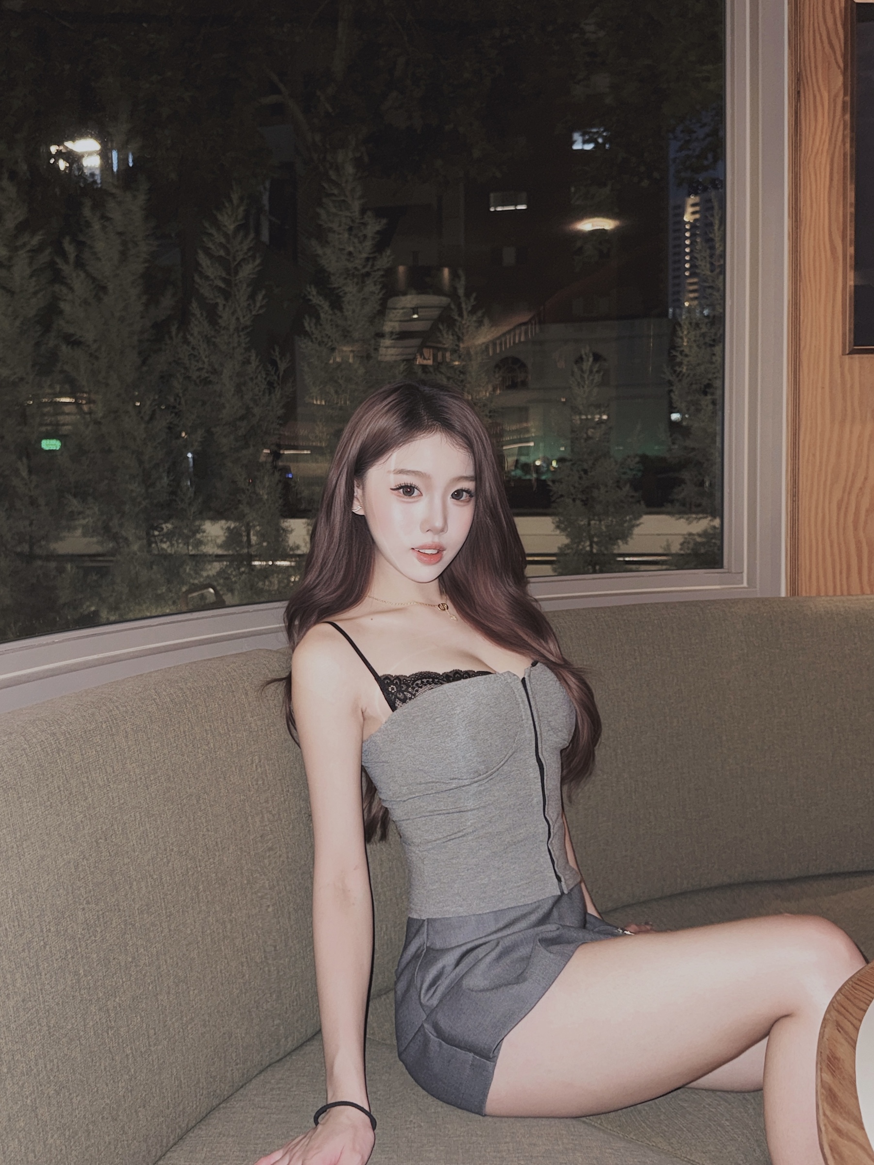 5E1AF941-3076-478A-9E02-7603D440CE82