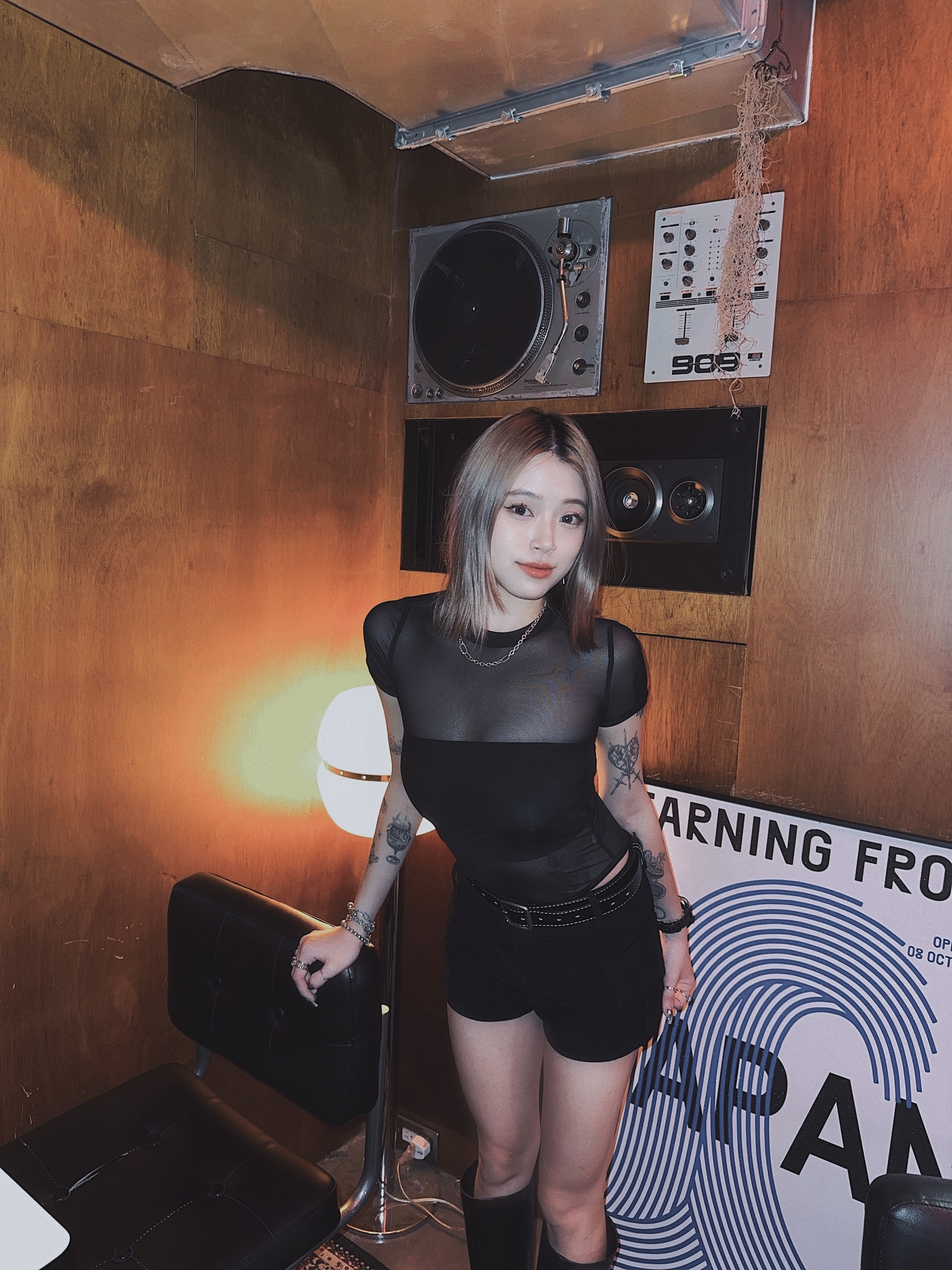 07C87733-4384-4B60-8E9B-AE2FFCCEB647