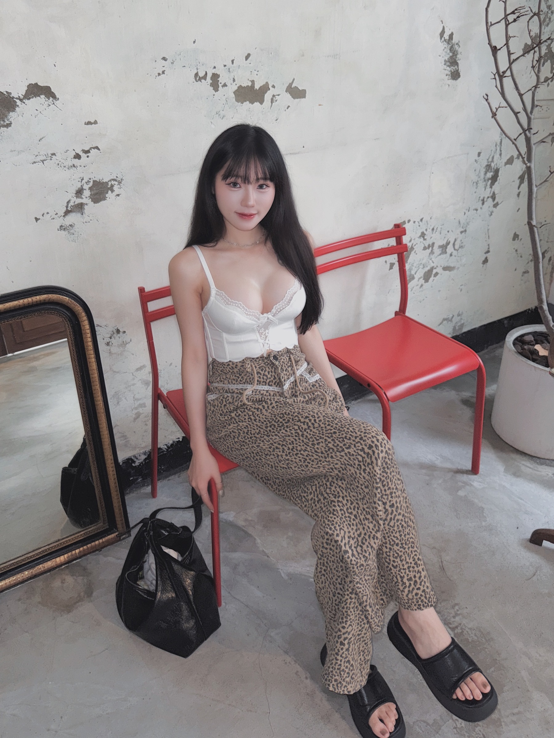 67542C3A-29B6-4211-8D0C-CCDE7A67B9D9