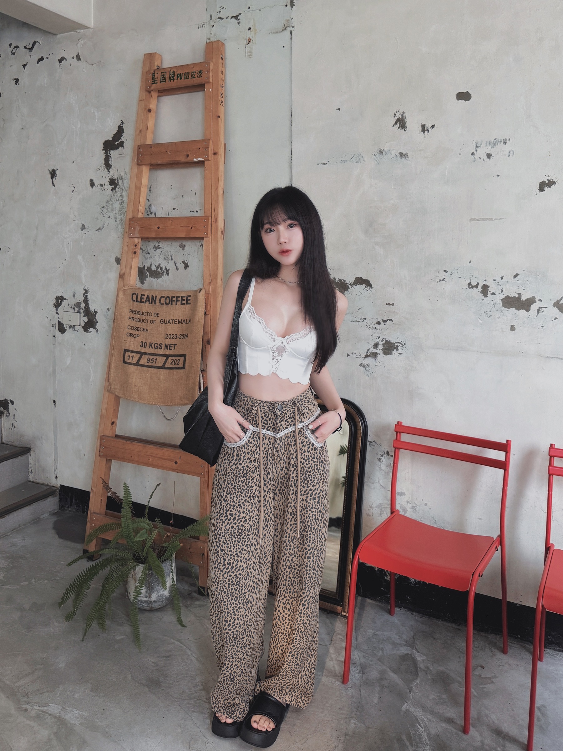 623B4F38-02D7-437C-93D0-969905FF78F4