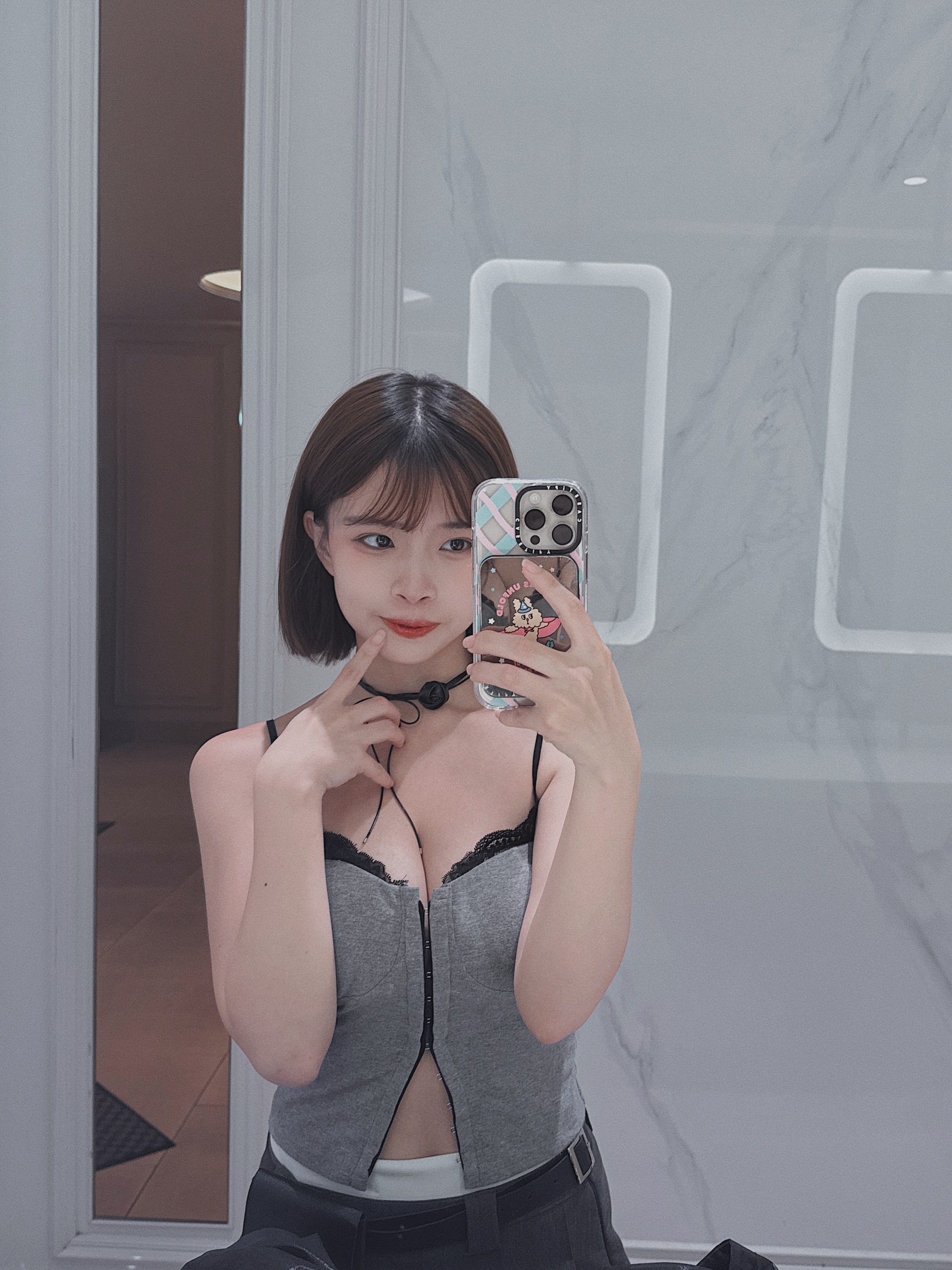 F7B98862-2592-414C-ADA7-B565D25AB60B