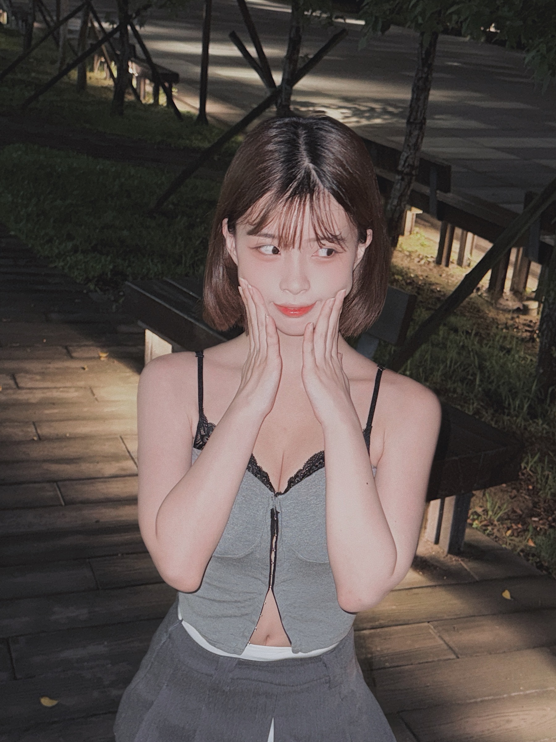 A1000EF1-25DA-4C3C-9A51-64CAD811D803