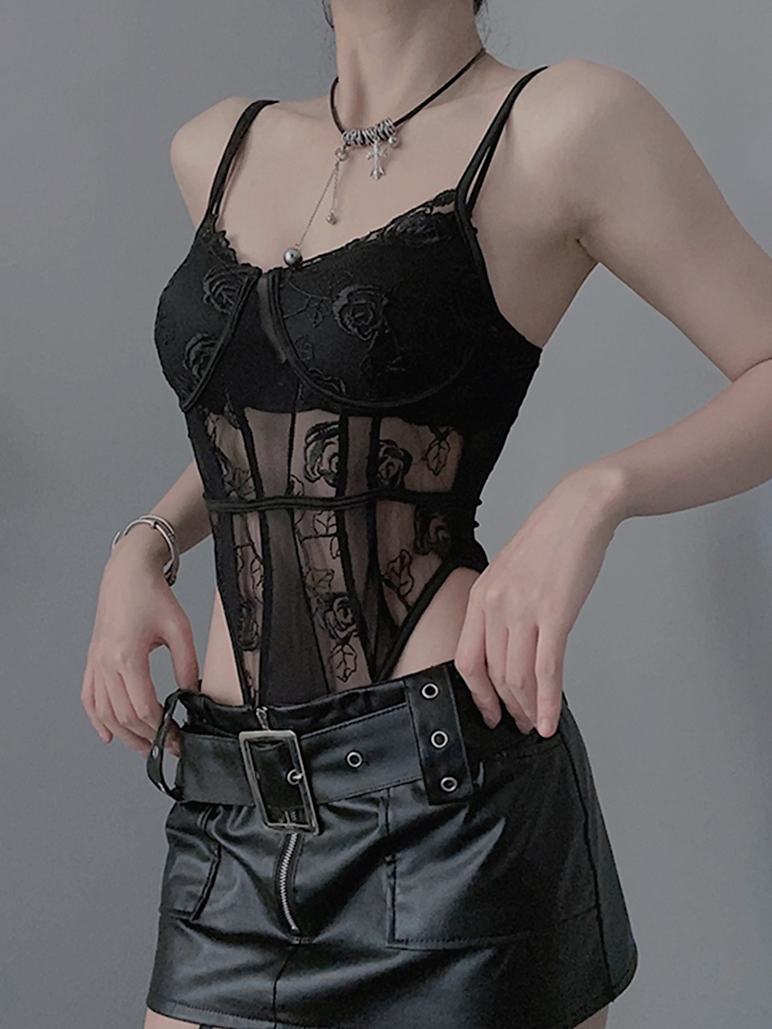 DFEE0B66-DF02-4646-9B56-C696DB6FD894