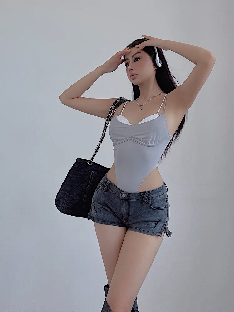 CF958678-D586-4E1F-AE66-A10756FEDB1B