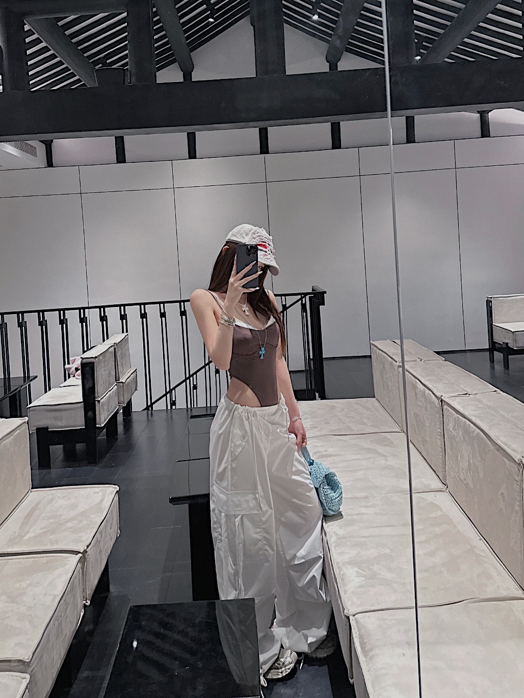 8E3B200E-DF95-4260-B671-1FD810D40D5C