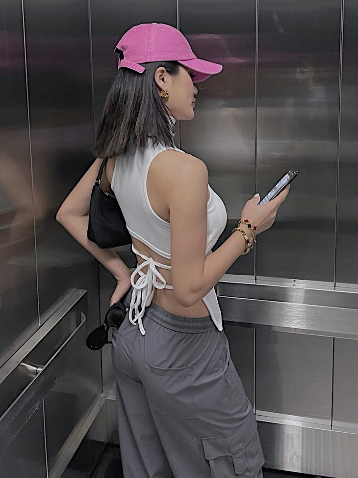 B1499677-517A-4C54-9E6A-D0A0851BC7C9