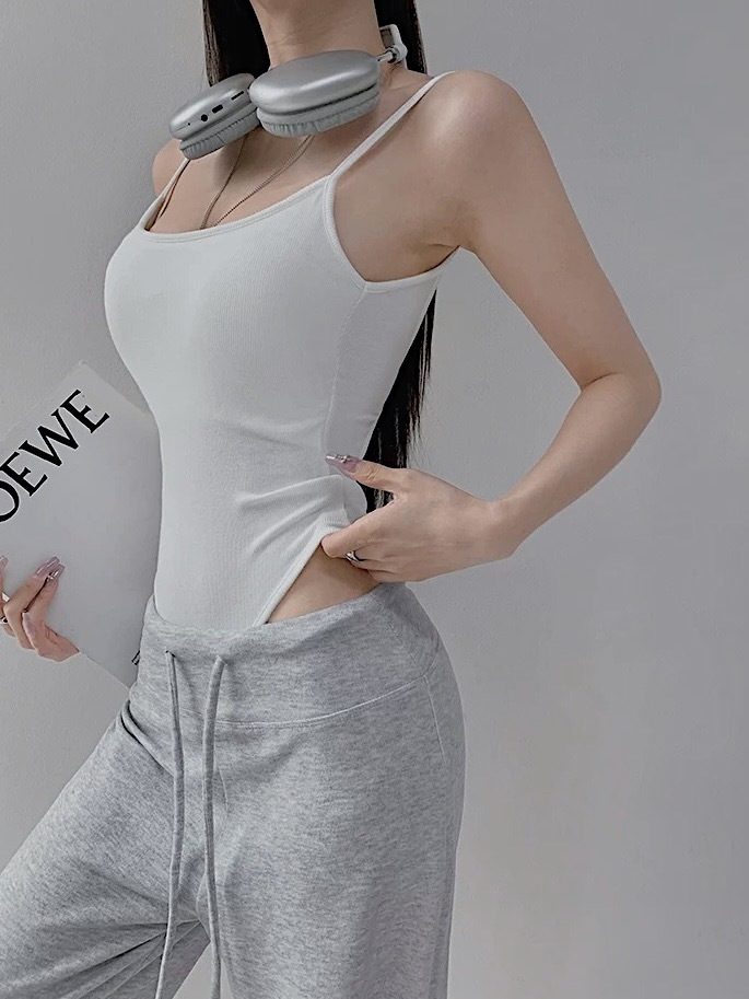 E7AF10E8-F4AF-41F7-83EE-9A2033BCA7C8