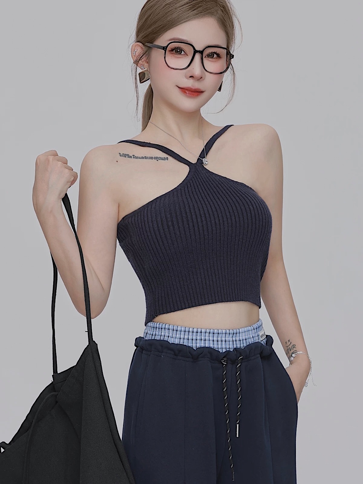 D10E8135-3628-4382-A200-1576FA193DAE