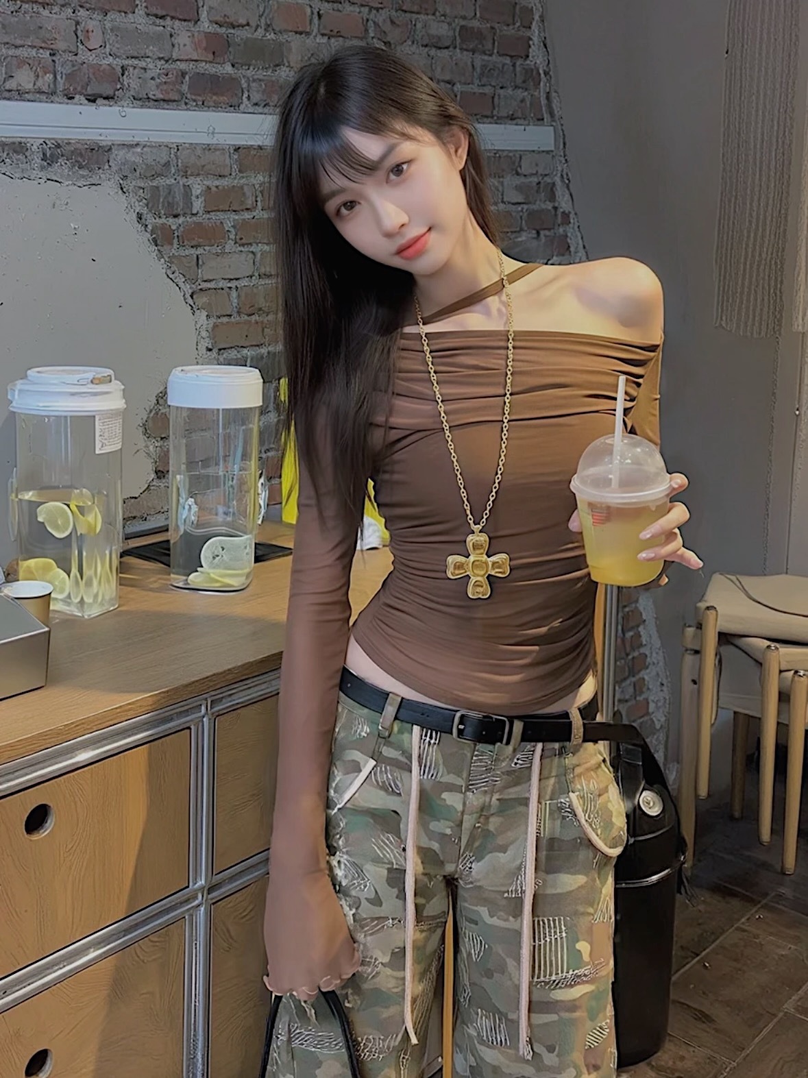 9EEBEF24-5CEE-4609-8B35-43A9EE765DDF