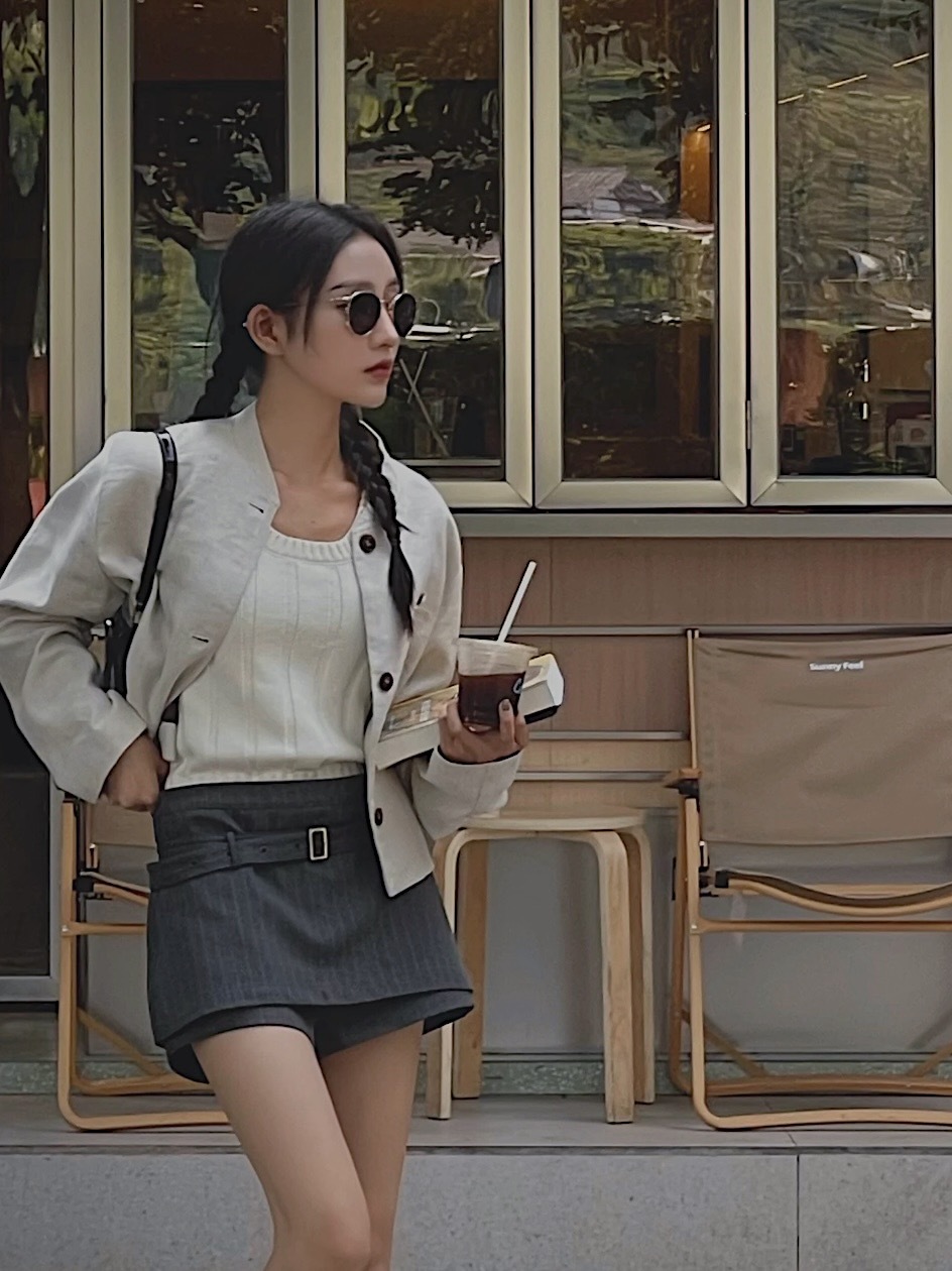 8F67A816-7BB6-4FD1-BAD7-D47B51D702AB