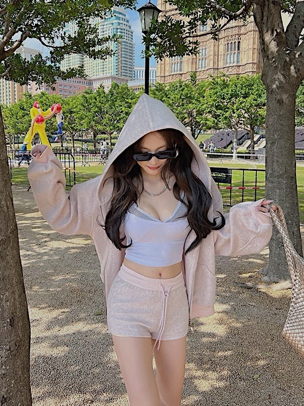 67522E12-89B3-4734-ACCD-6C6BEE97D2C9