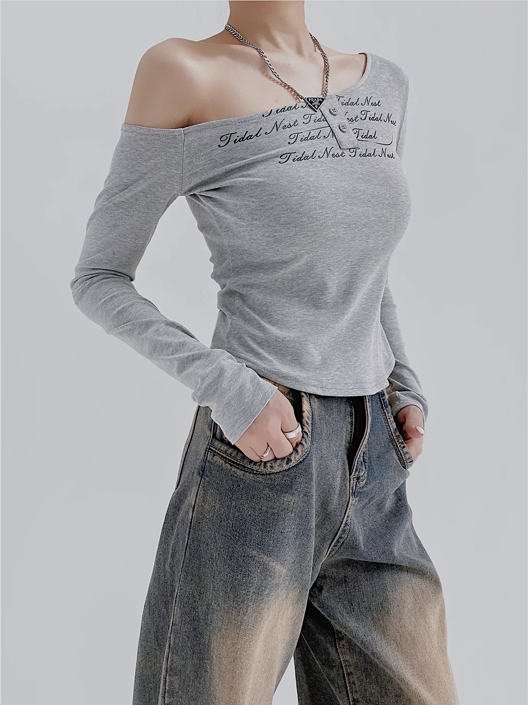 215D2335-1287-4C11-A120-C6DE2A326274