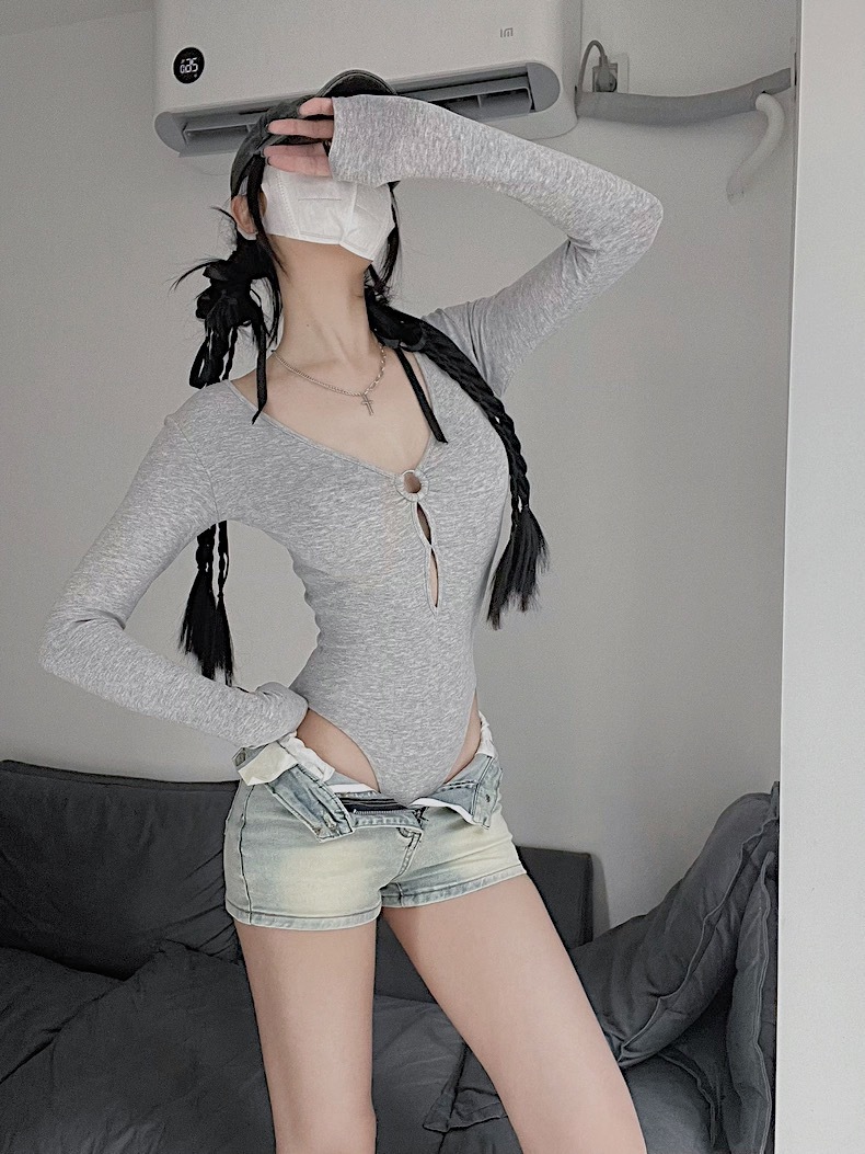 6E884531-CE3B-497B-98D2-DE8222F4B1EF