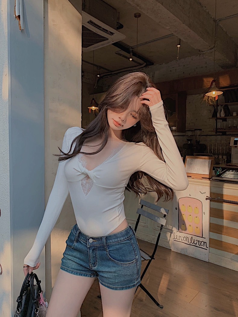 95A8B254-7905-48A0-88C9-0B624B5DDCEE