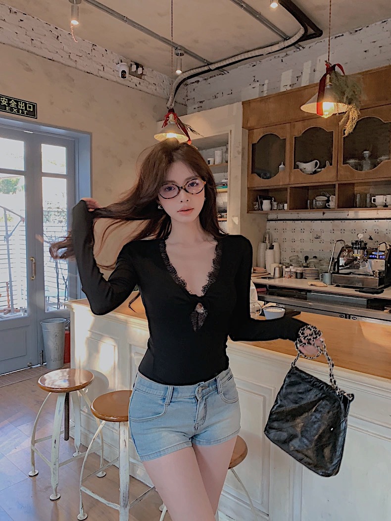 71638A7B-58E9-48C4-B028-B30960BA4825