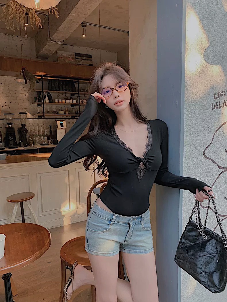 30E1C6A9-1F46-4FA0-81EC-D31BAB3C2804