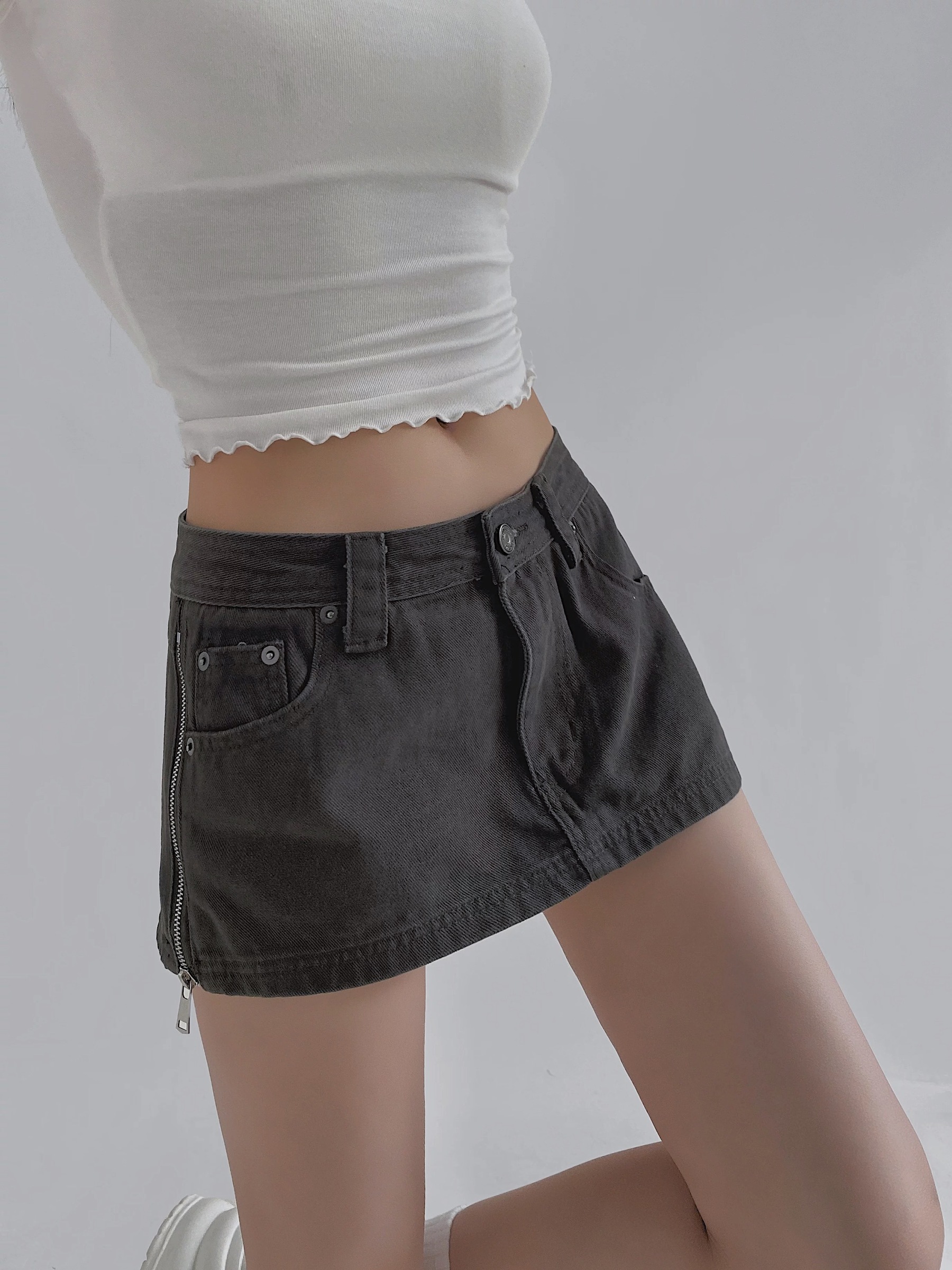 23264D13-CFC8-4B59-8C96-7C31A7F81B90