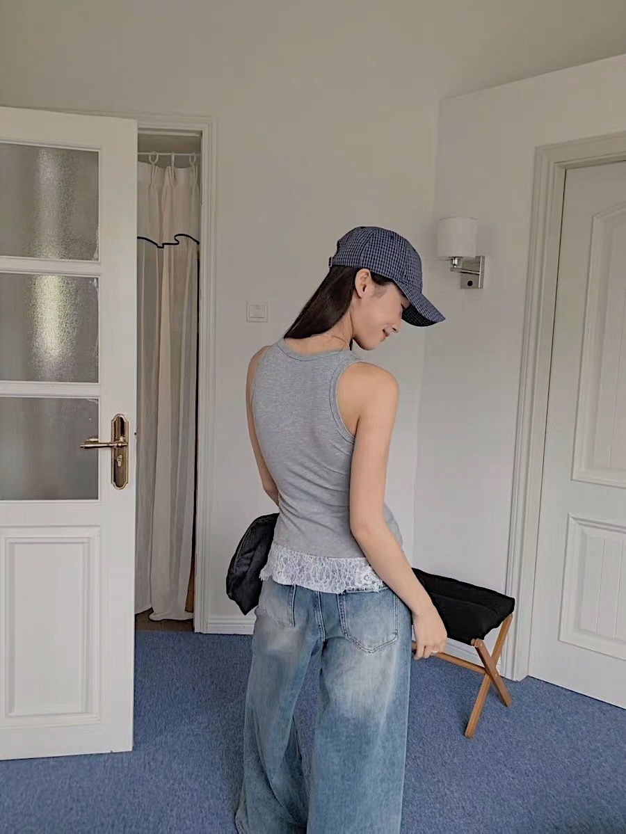 81316D7A-735F-4537-9E69-620614027A99