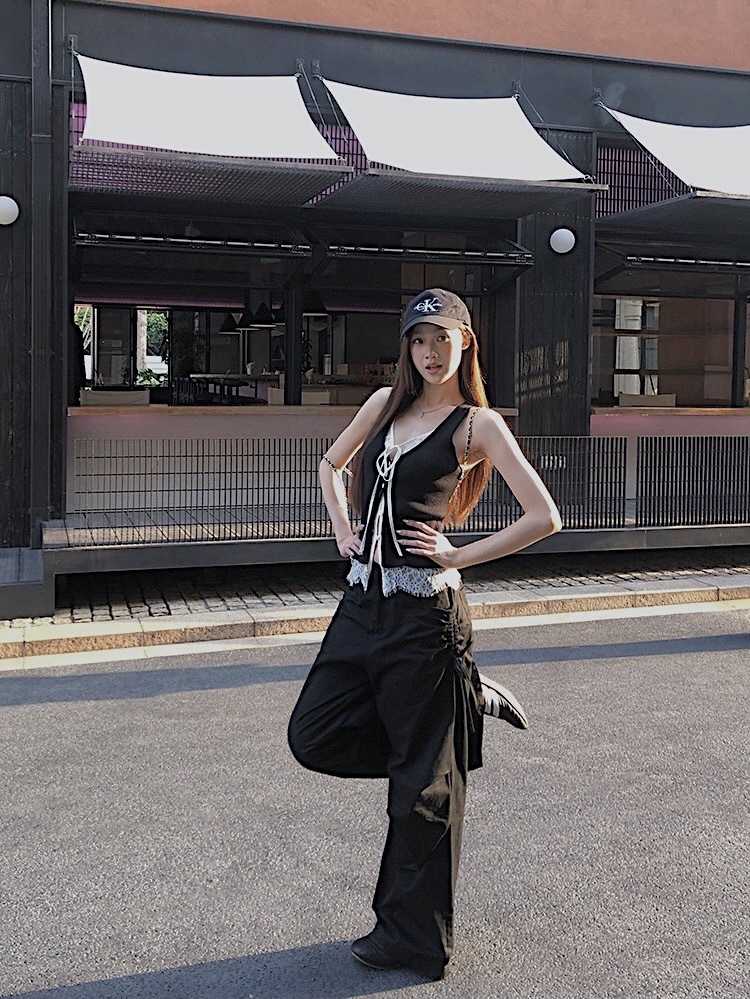 C663AF51-90BF-43DC-B945-934077D14AC0