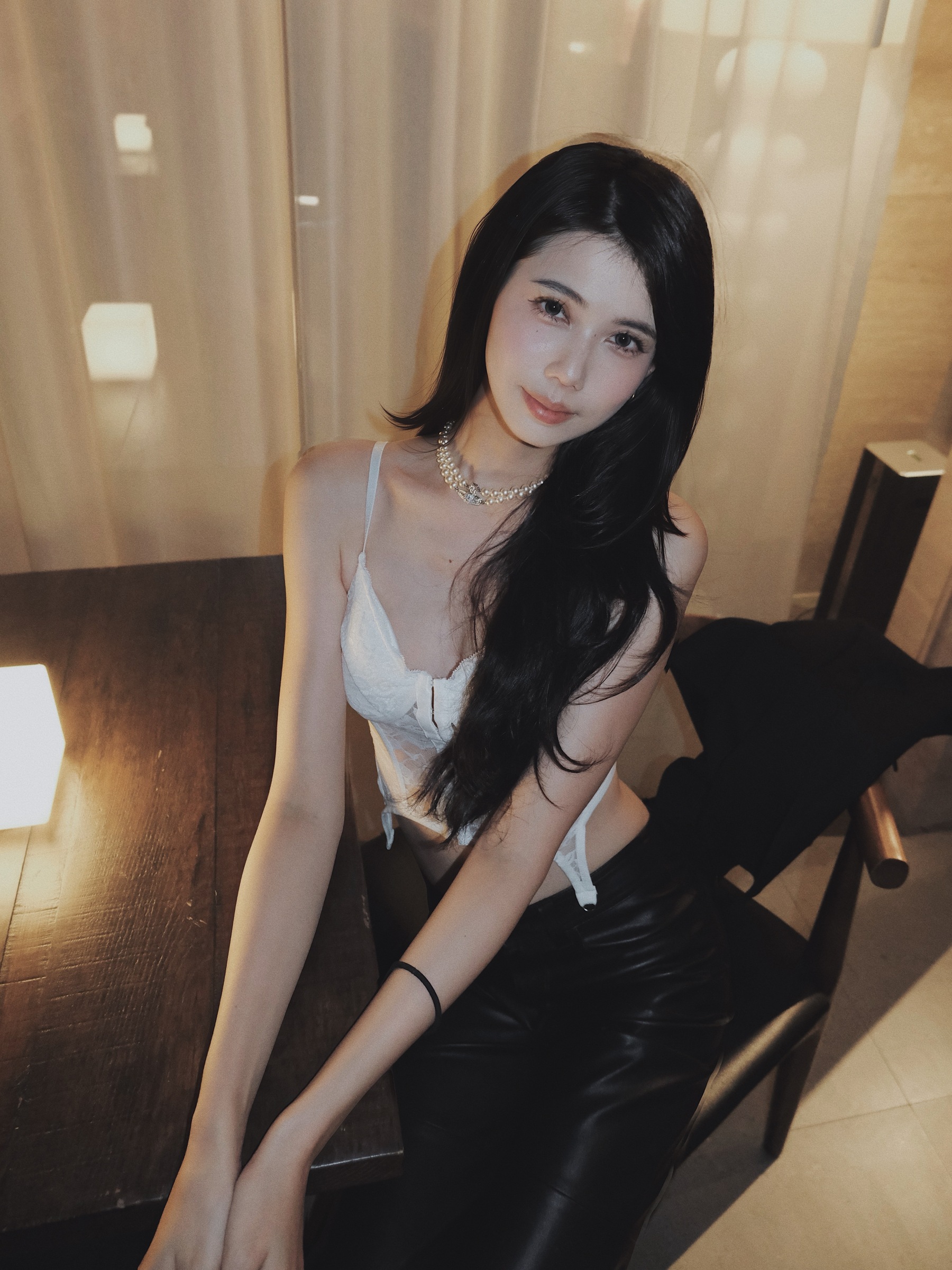 7E6E367A-014C-47F5-B58E-61F008745EE2