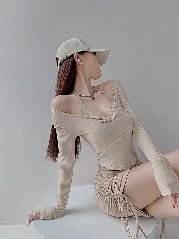 16DF8E56-99A9-44F6-A1BA-B654478AEDFF