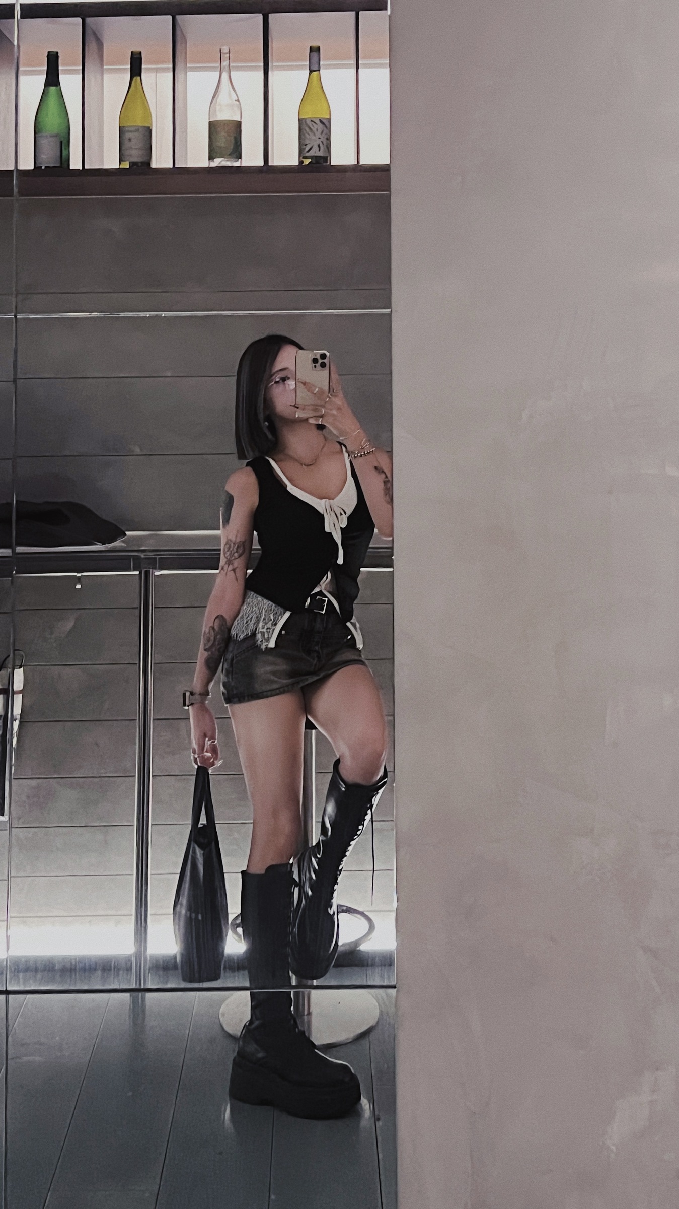 6D5DC53B-E858-444C-A0C1-73696E0B1679