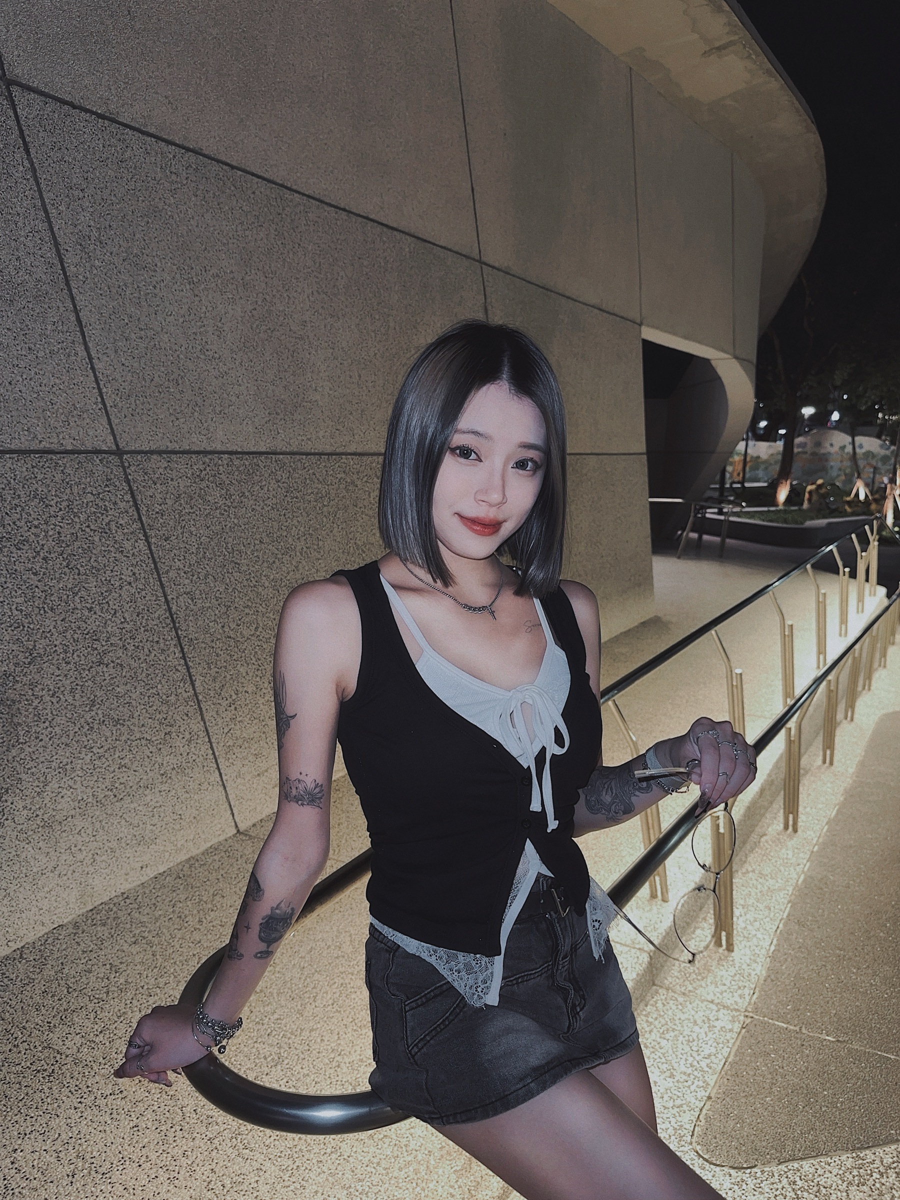 FEB59313-A3ED-4B9F-B474-24275FF9E035