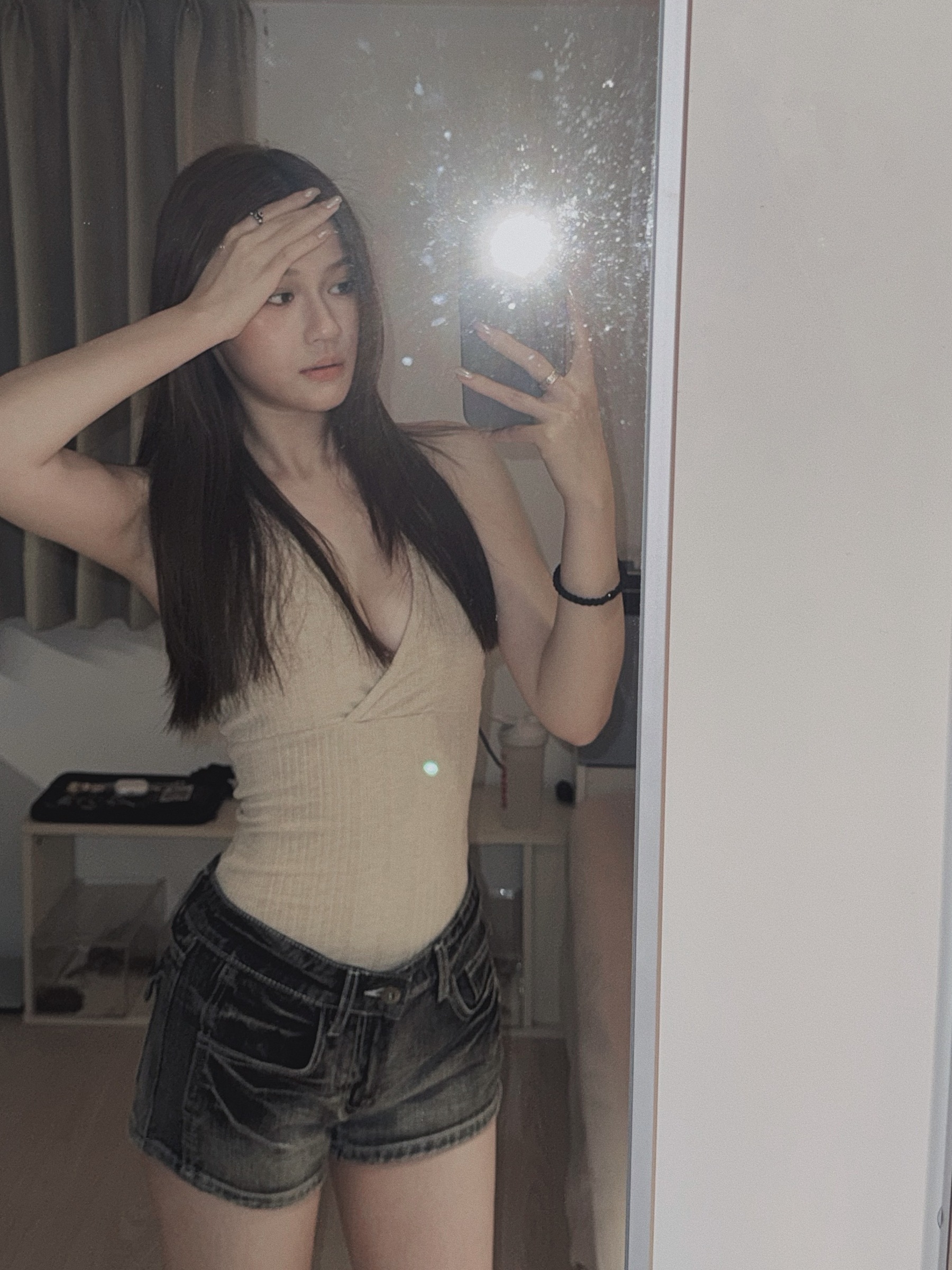 3887E8EC-C5CD-4A3D-A2F2-741183B99376