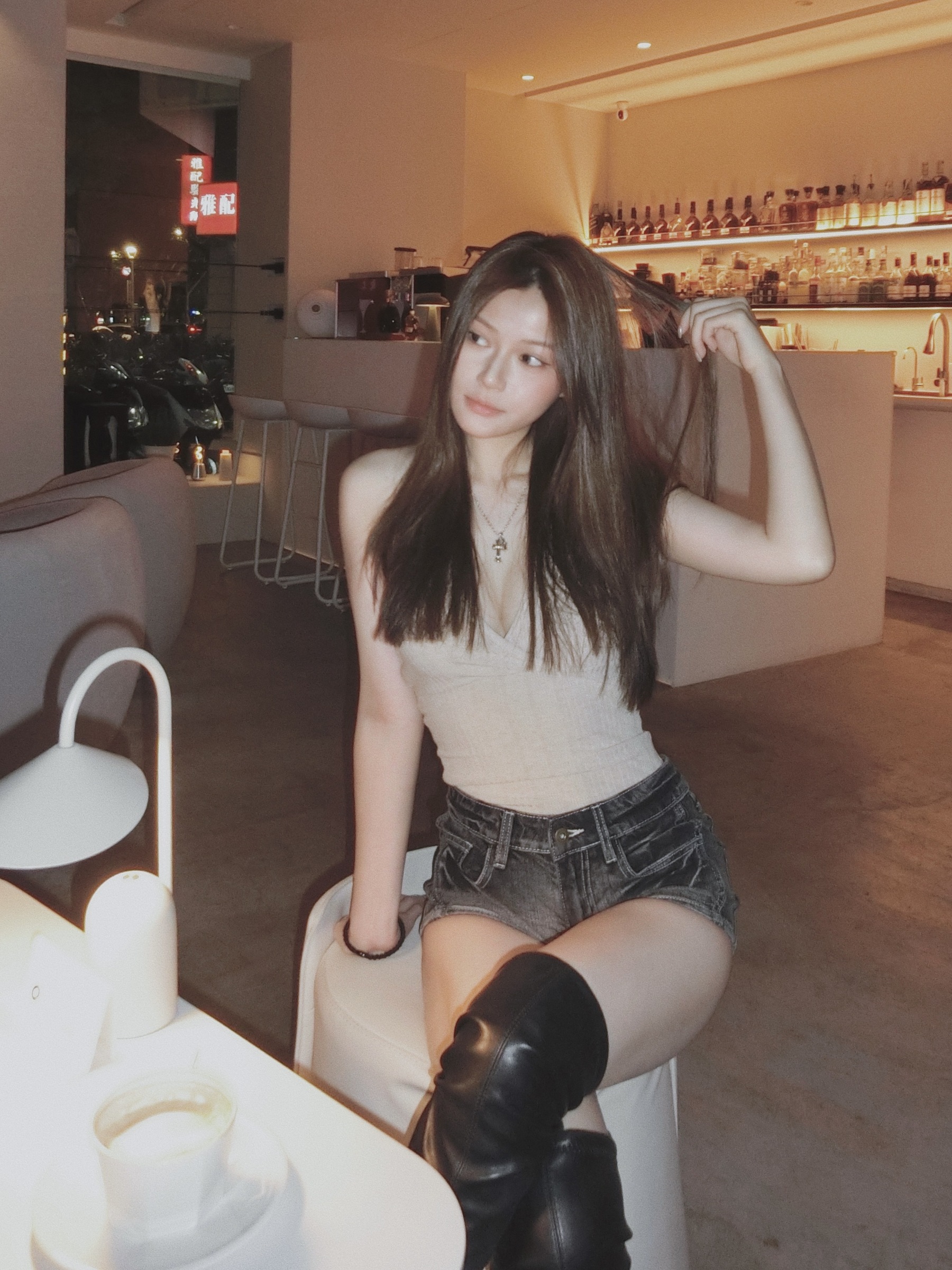 A226C93F-CB0A-4367-8C0D-30B8DC9134AD