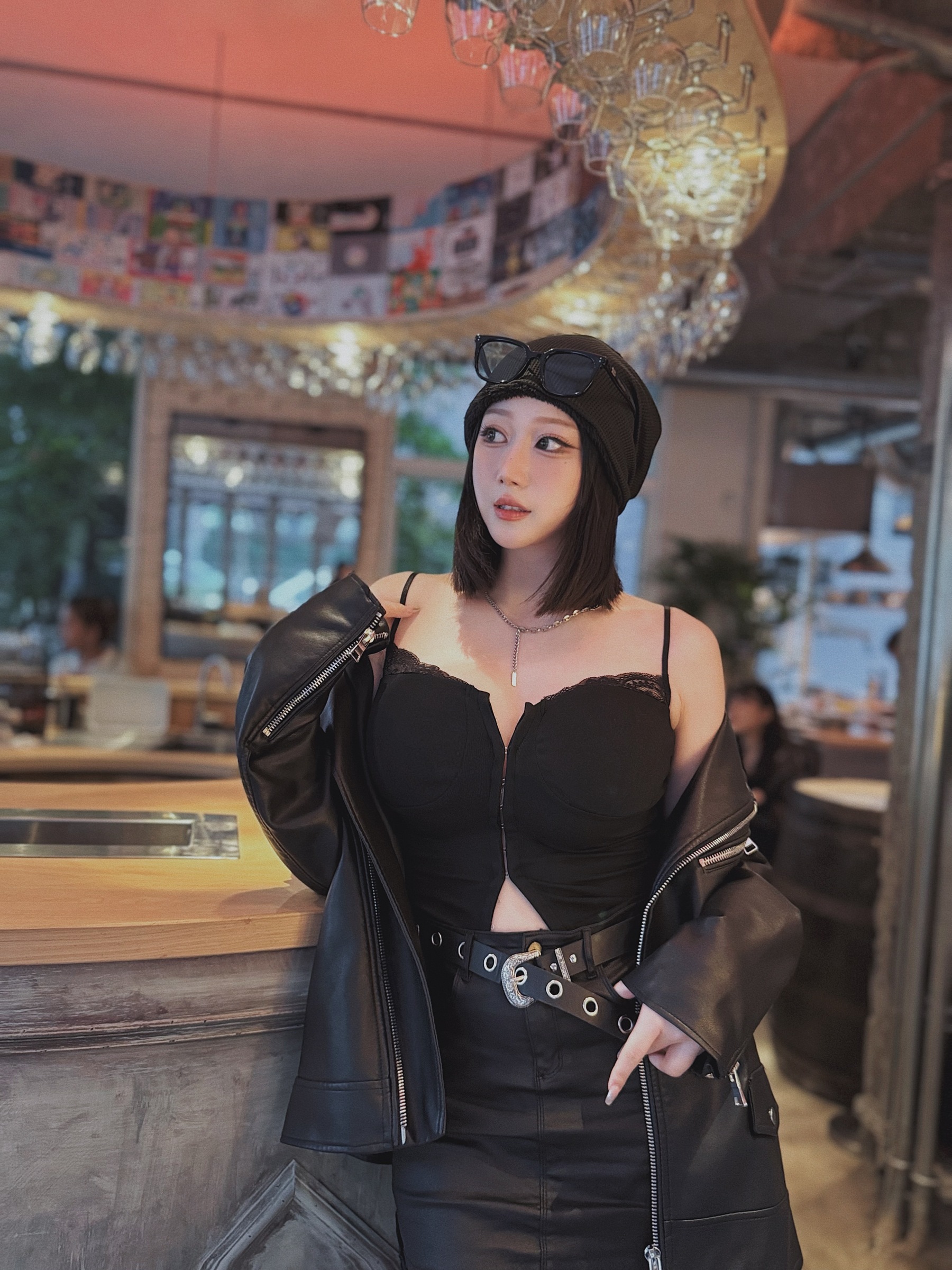 4AD1D91E-C35B-4541-ABB8-1E7B6E4586BB