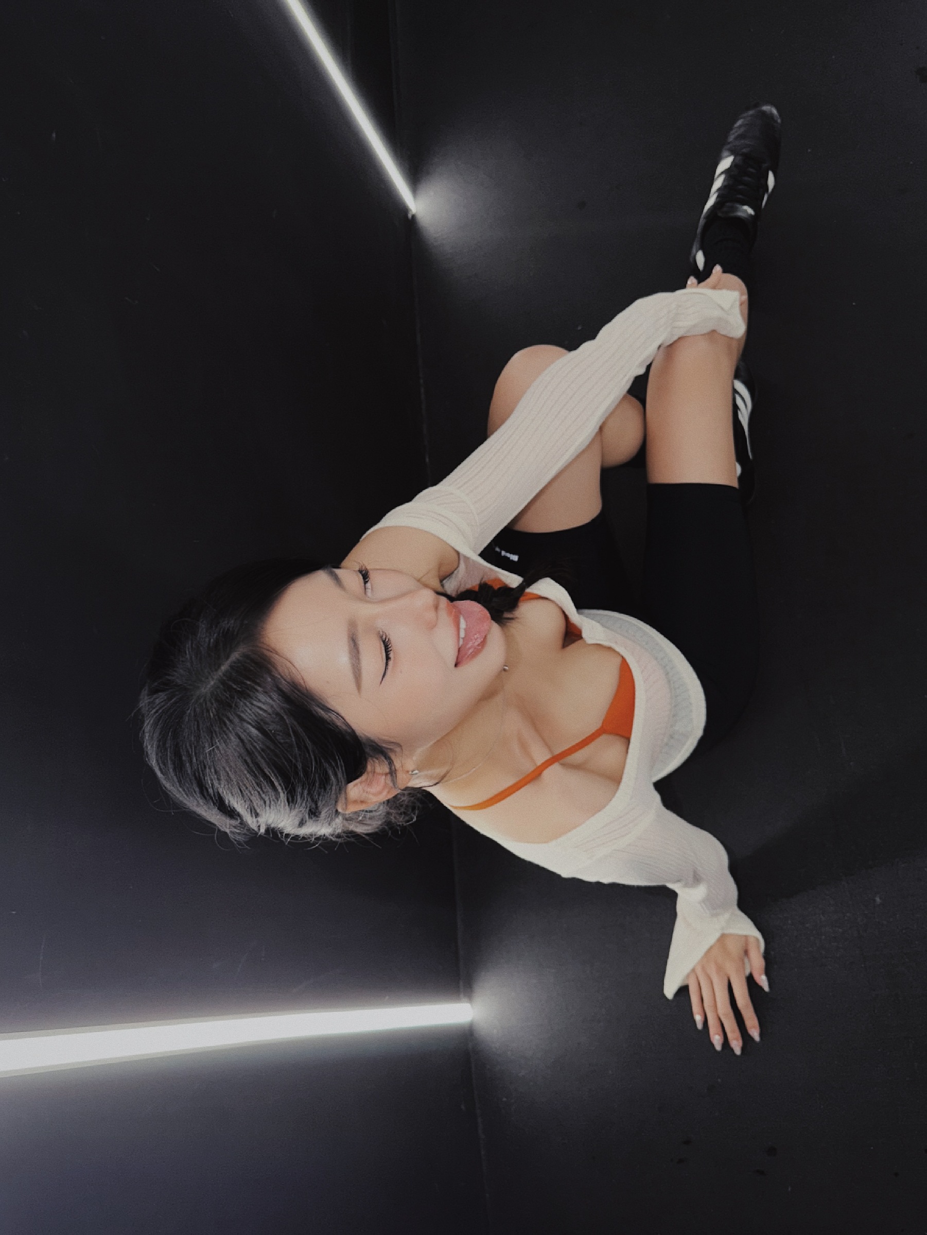 B4BC21BF-D8C3-4ADA-99B1-7C84A6C463F8