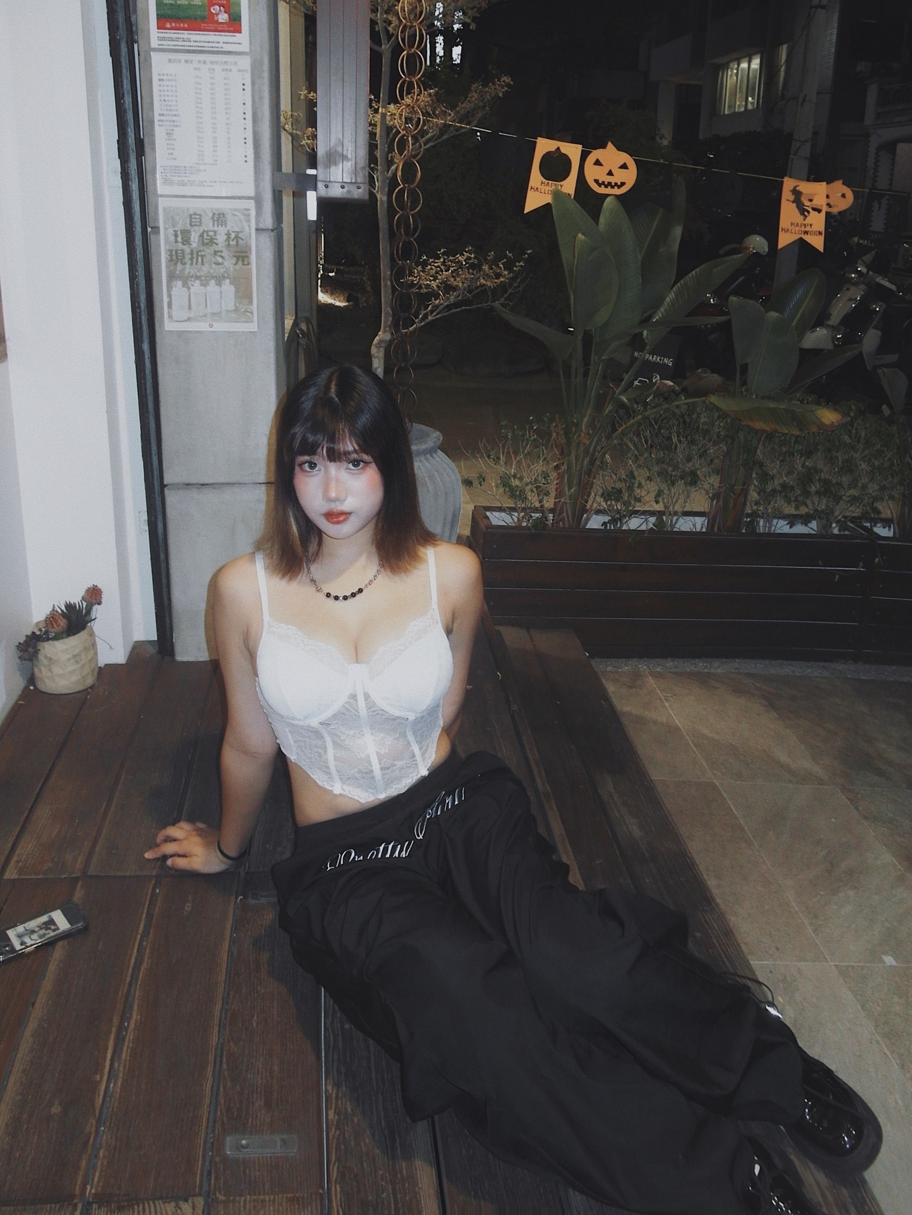 C712AD7B-18C4-4F5E-B6AF-A3A24D34BED7