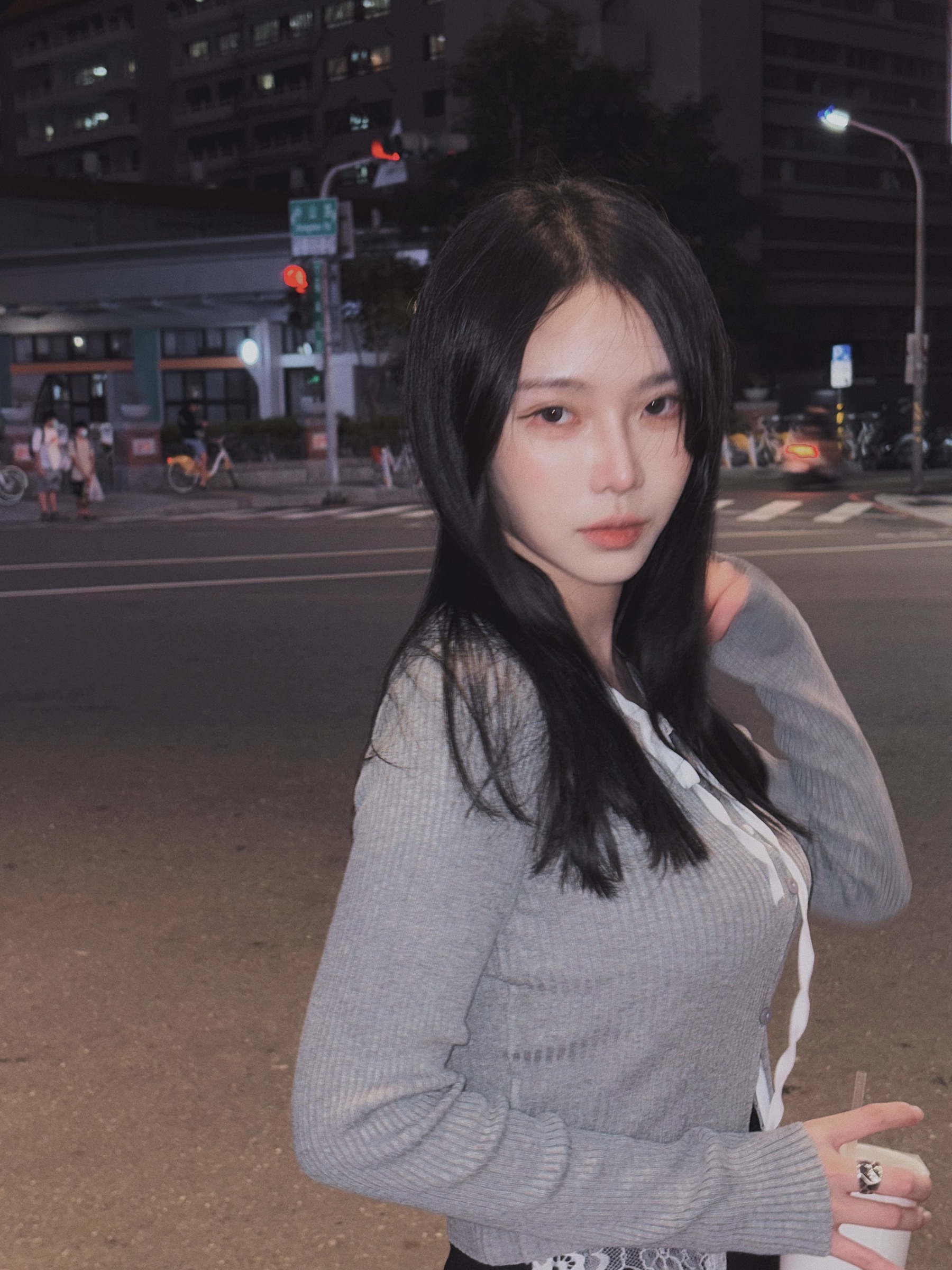 79069C6B-8506-45C8-842B-5A037D12FCFE