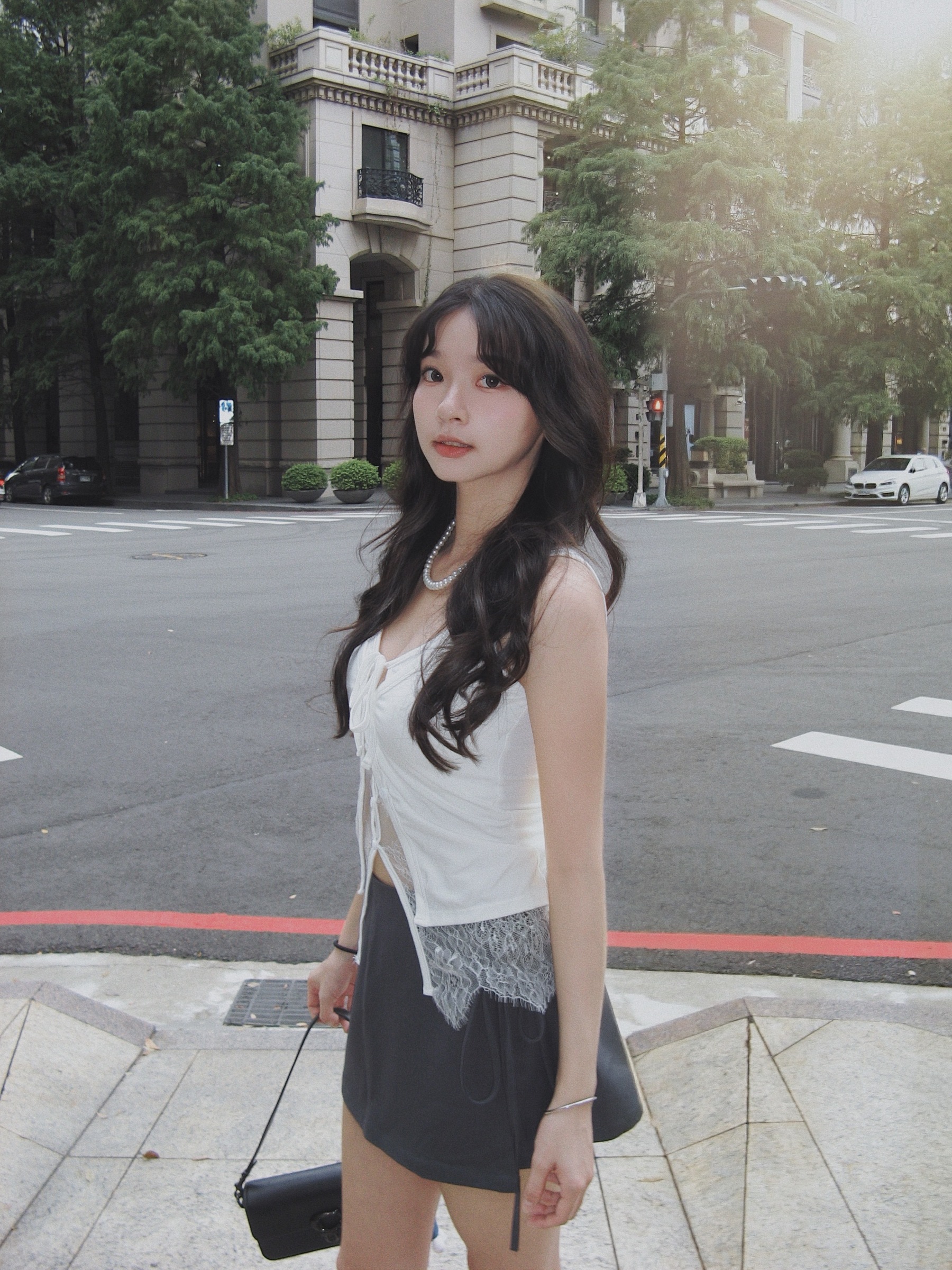 F3B7B207-8665-42FB-A08C-04F89A3D5304