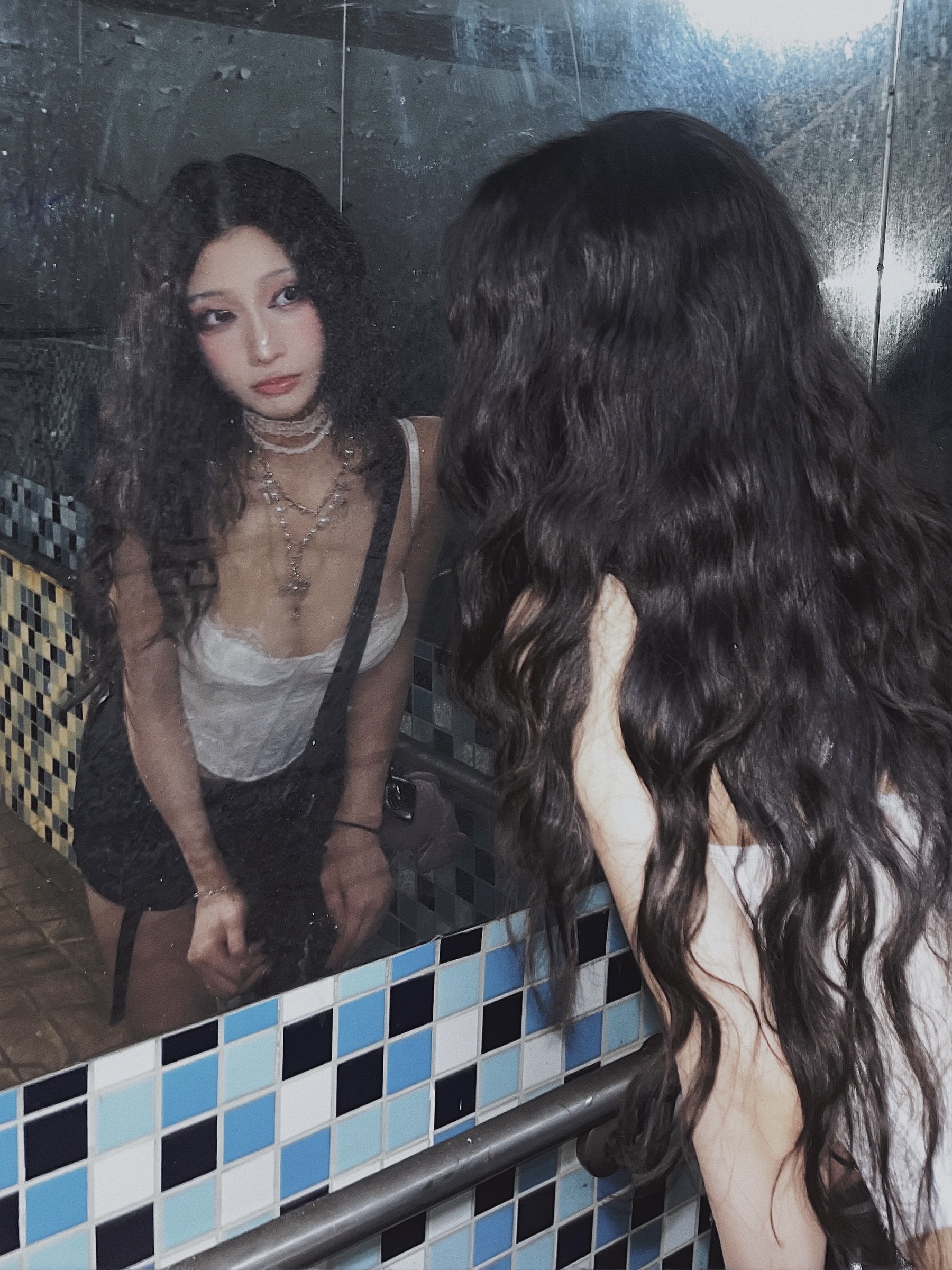 DCF78B7D-E904-4116-9F99-FF216EBD66B8