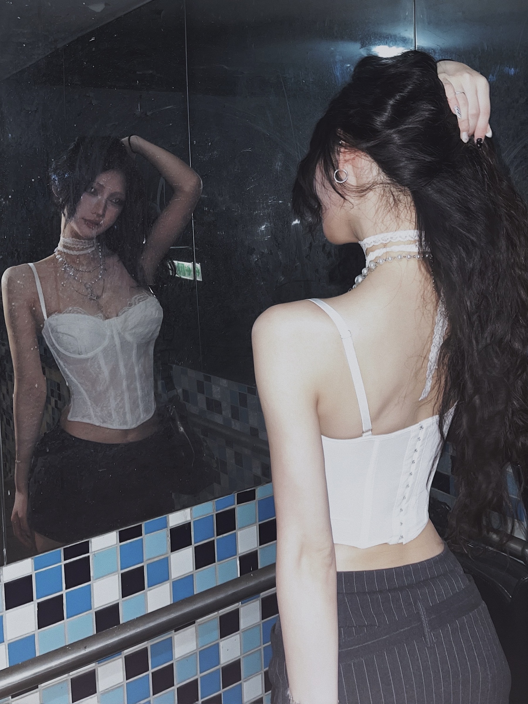 4063C3AE-963F-4ED9-8574-6E6FD3659442