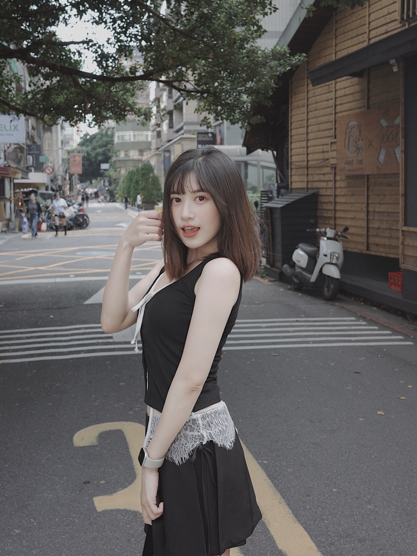 7DD68D12-AF02-42F3-A41F-B47AE776DBC7