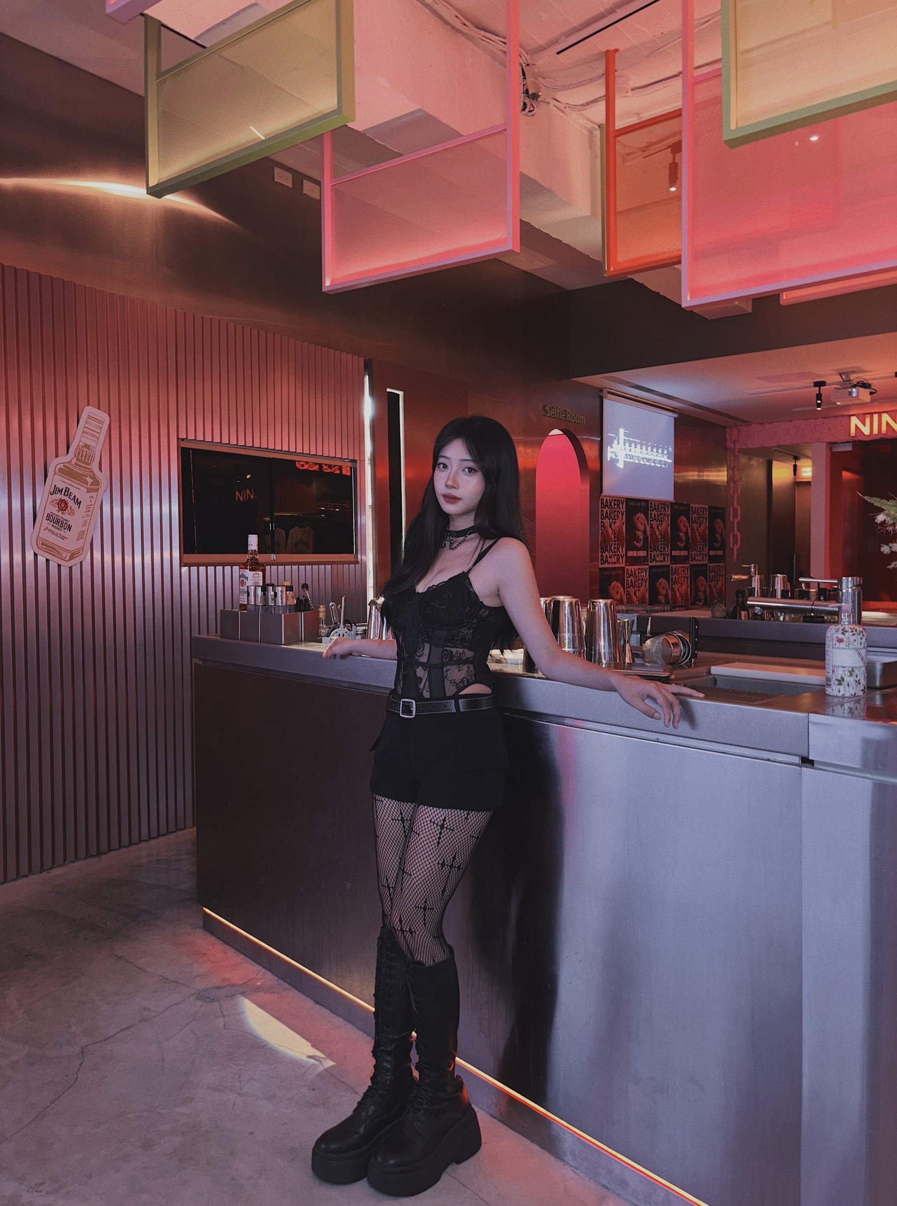 FFE82F2A-2691-42F1-AD36-AD6DA24AF778