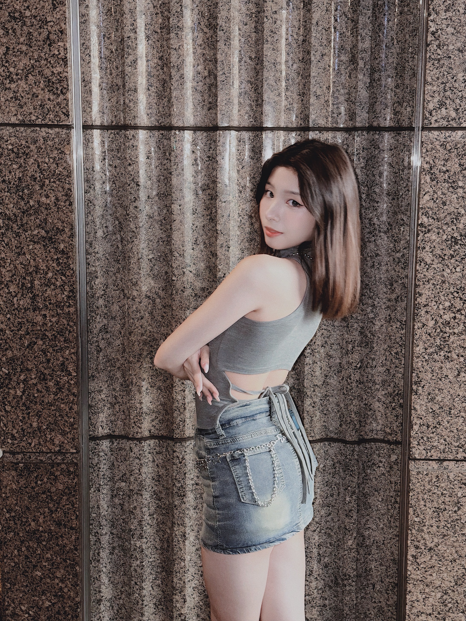 73056618-1EEC-4D12-A45A-6BCAE100AD58