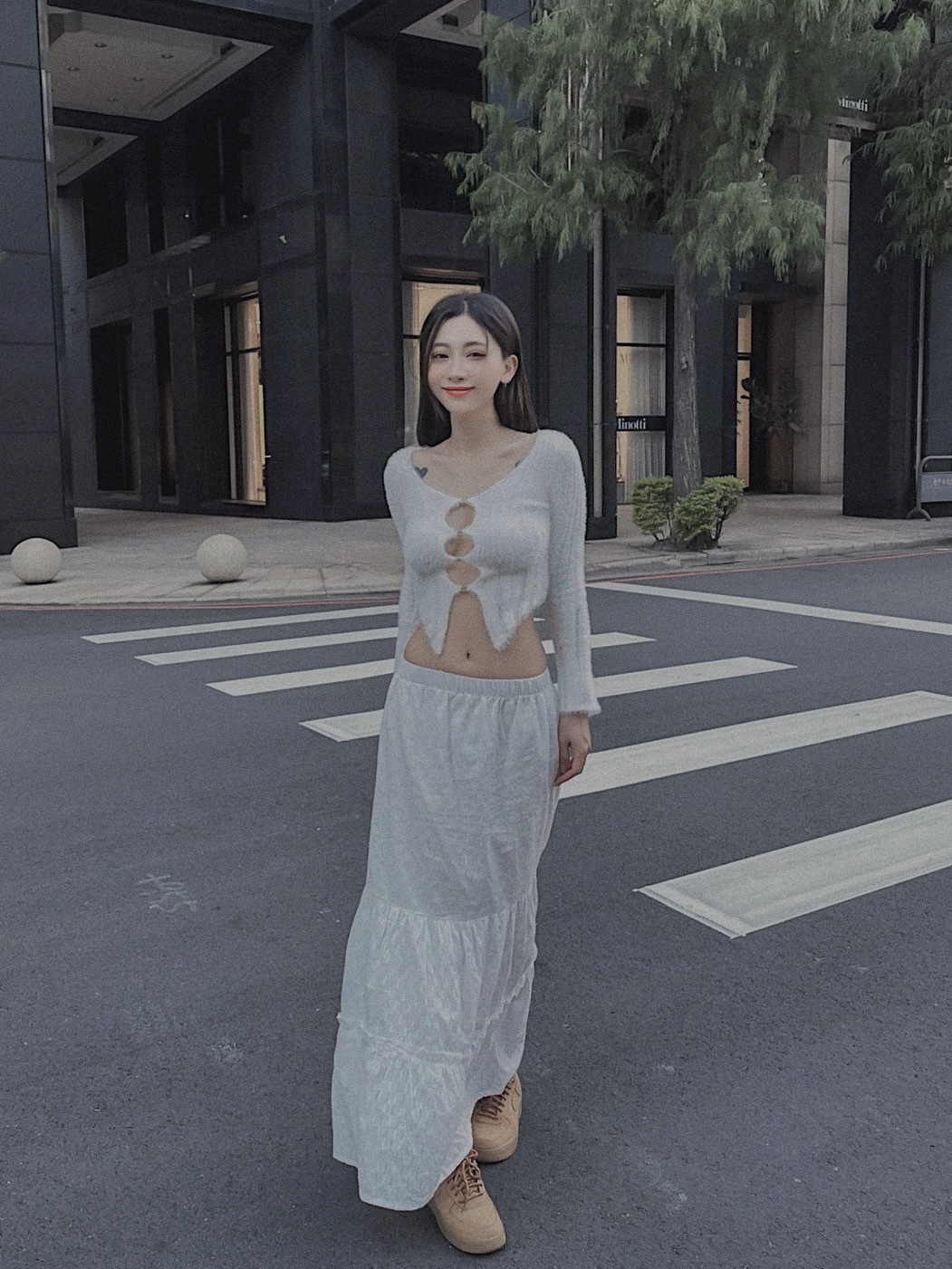 3271E6AE-E022-4801-B047-74F0BDB88A28